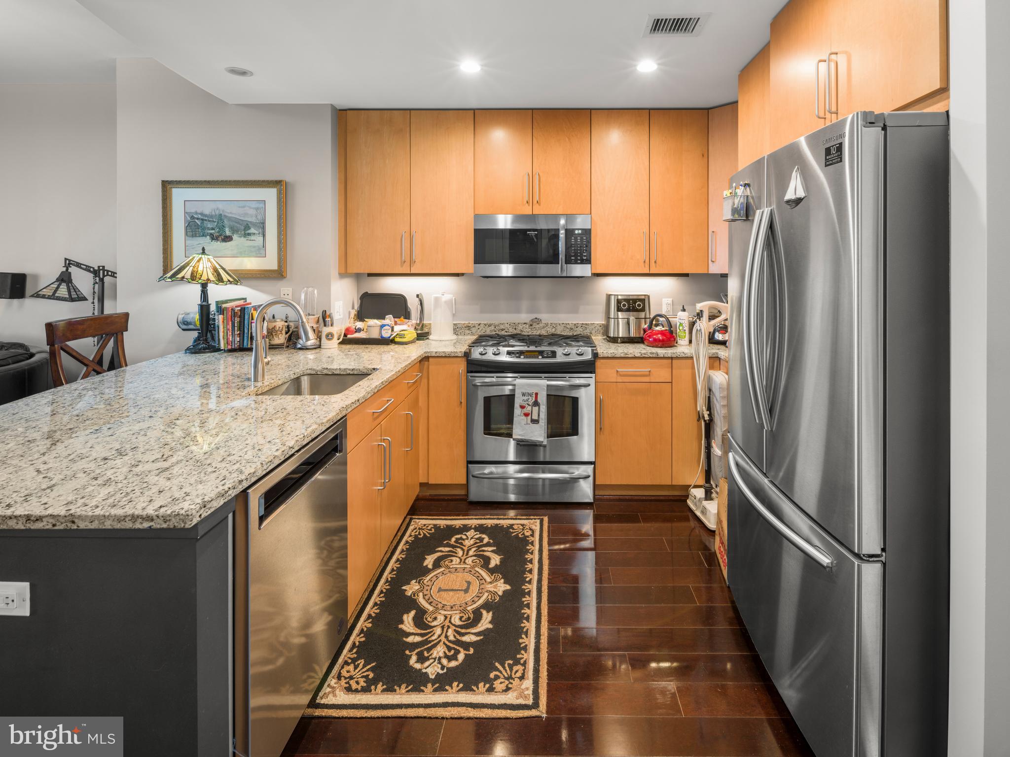 ONE PARK CREST - Residential Lease