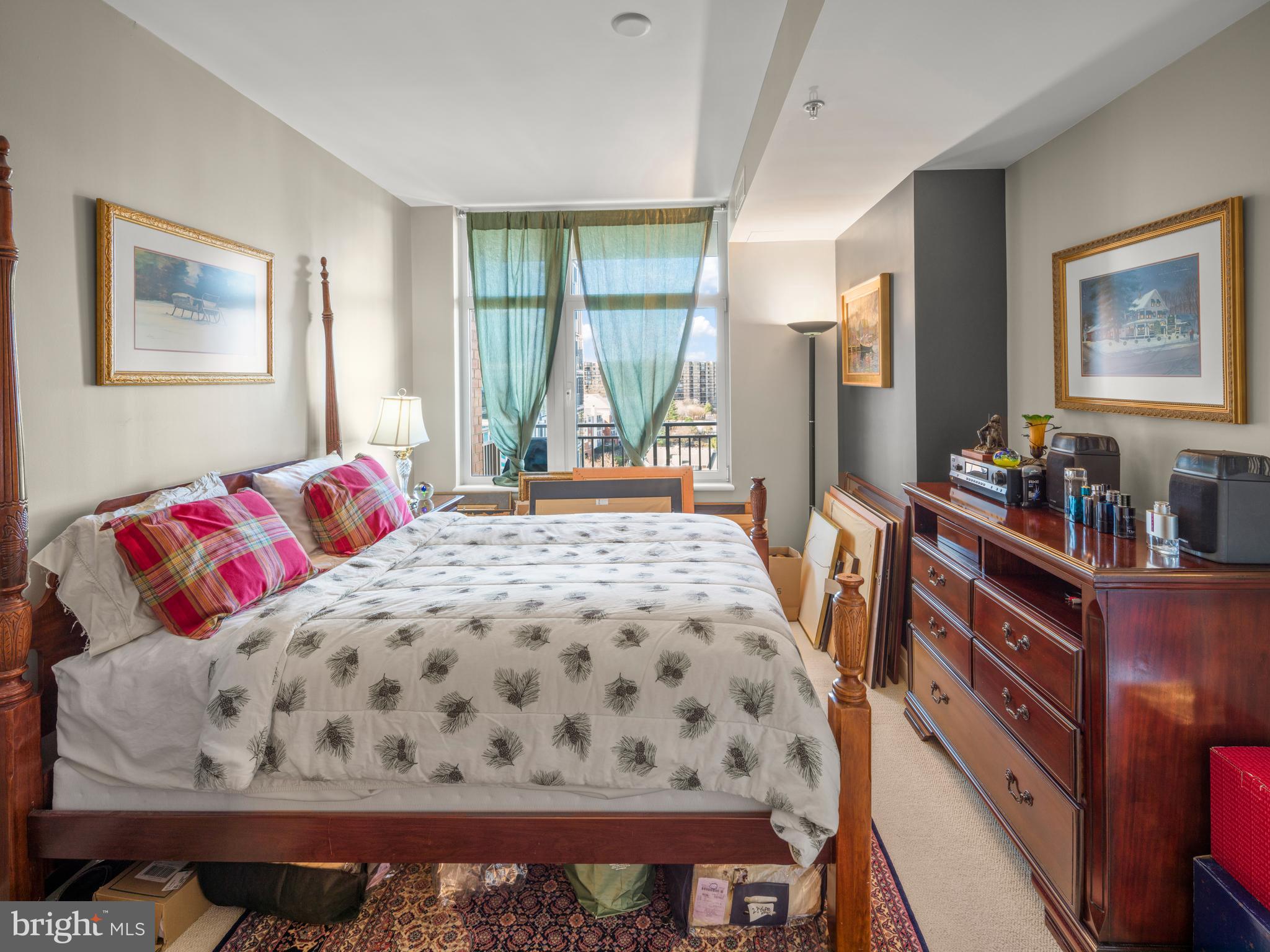 ONE PARK CREST - Residential Lease