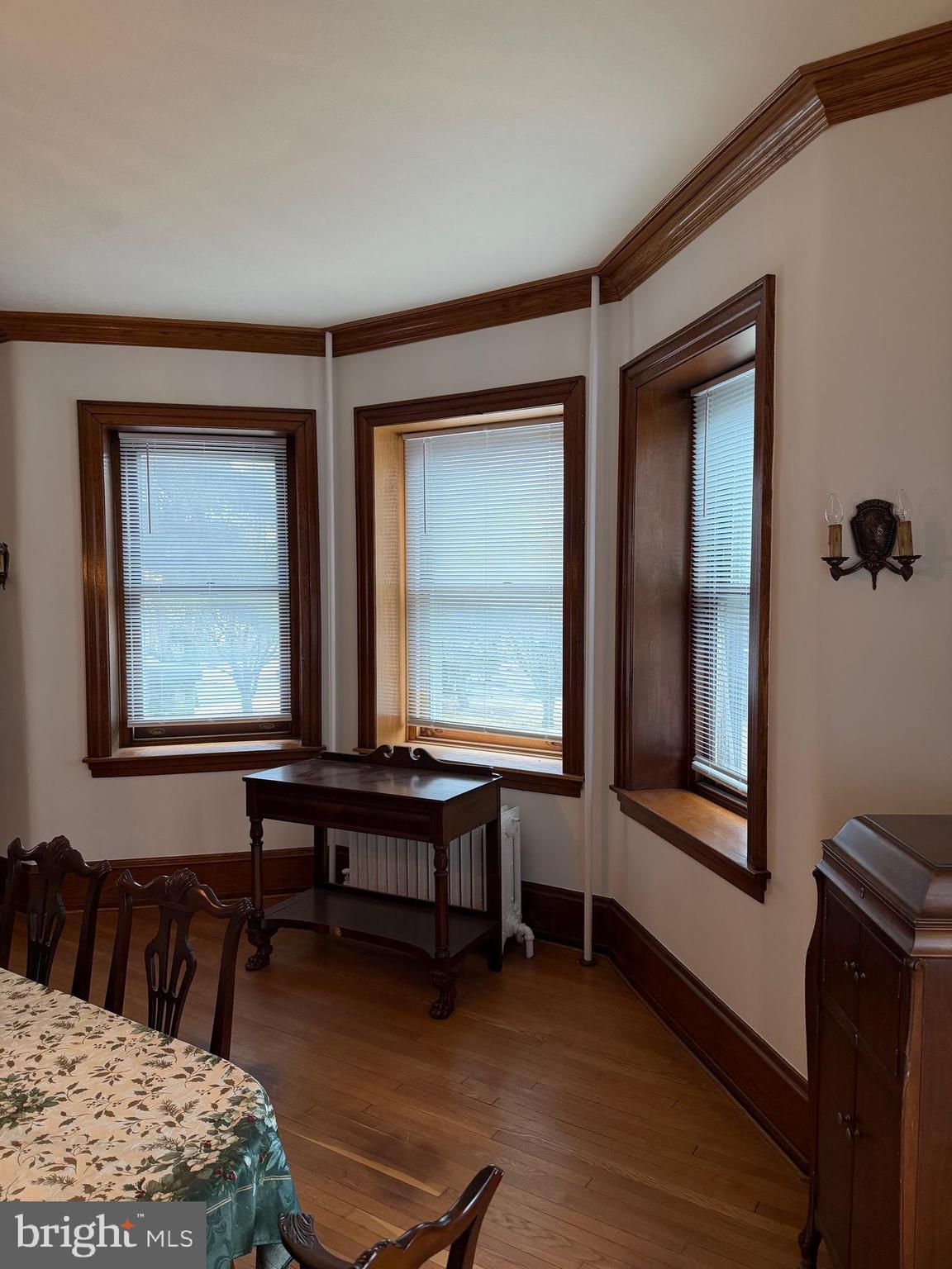 ROXBOROUGH - Residential