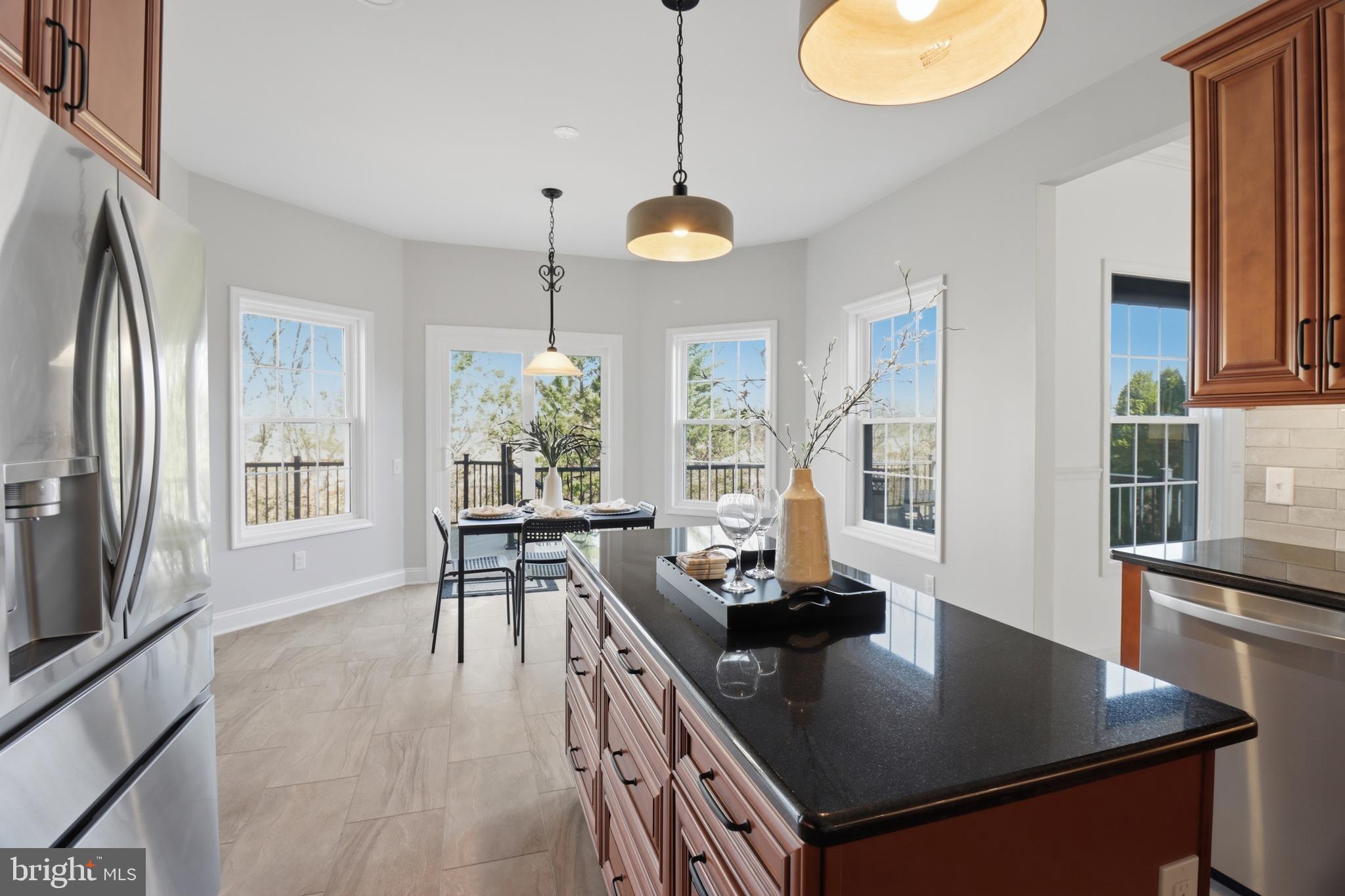 HUNTERS RIDGE - Residential