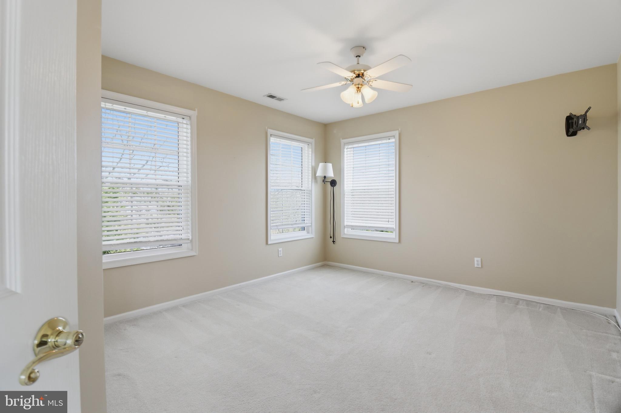 HUNTERS RIDGE - Residential