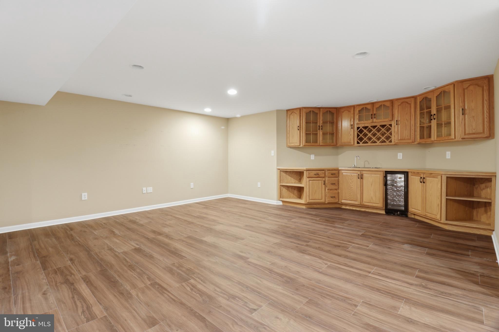 HUNTERS RIDGE - Residential