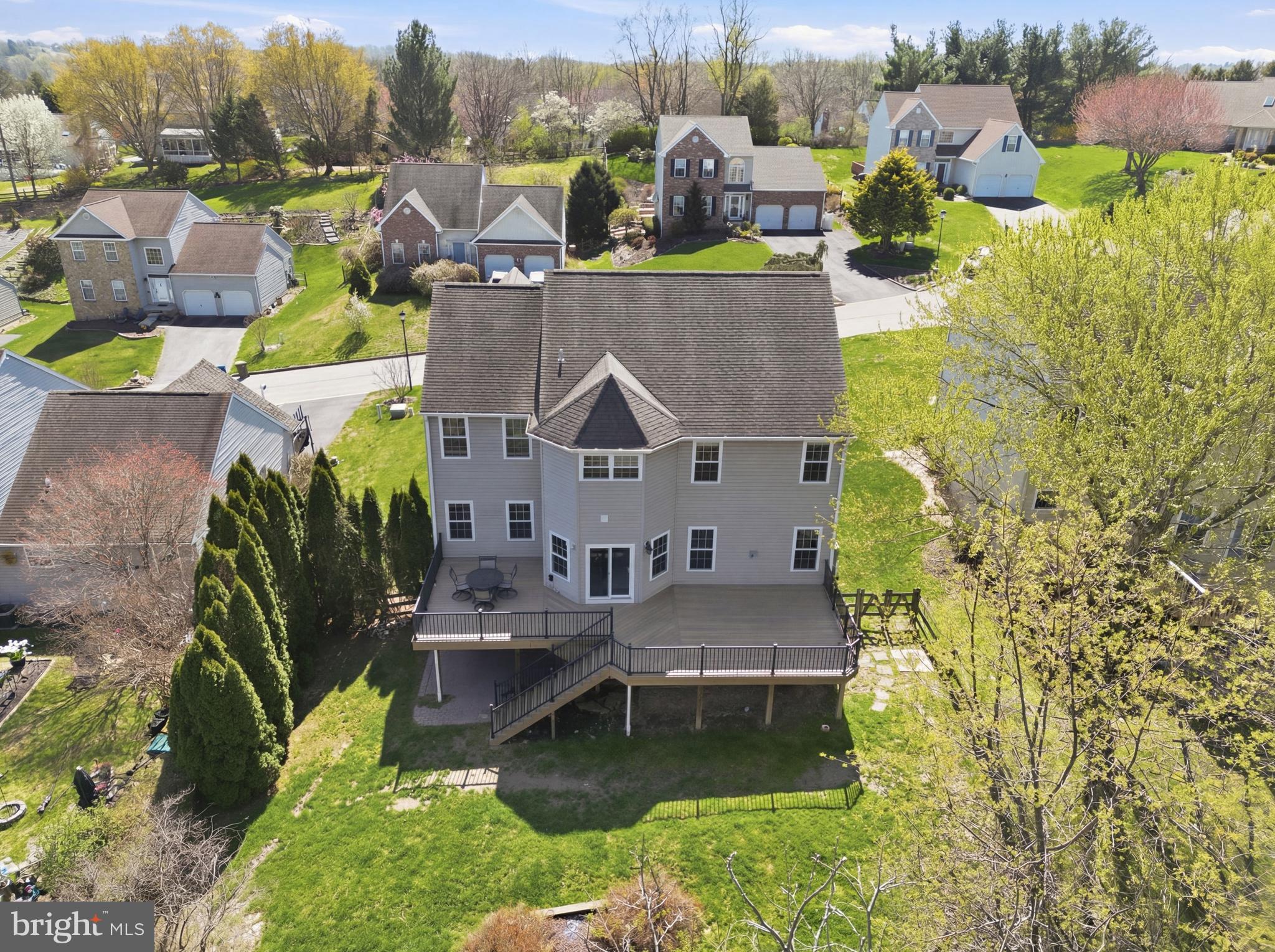 HUNTERS RIDGE - Residential