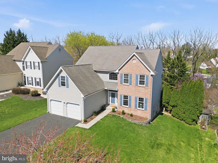 Step into comfort and style in this beautifully maintained 4 bedroom, 2.5 bath home located in popular Hunters Ridge. Featuring spacious living areas, a bright open kitchen, and a flexible floor plan perfect for family living and entertaining.  This home has been well maintained, and the pride of ownership shines throughout.

Enjoy peace of mind with a newer HVAC system, and a brand new gourmet kitchen that was just designed and installed in 2024.  Relax outdoors on your new Trex deck with built-in lighting, ideal for evening gatherings or quiet nights under the stars. New LVP has just been installed in the immaculate finished basement equipped with plenty of space and includes a wet bar with sink and wine fridge. This home features a walk-out basement with outdoor entertaining space on the lower level as well as the upper deck. The home is perfect for the entertainer in you.

The primary suite feels like luxury with ample closet space and a well-appointed ensuite bath. The upstairs has a nice an airy hallway with 3 large bedrooms and hallway bath.

Nestled on a landscaped lot, this home is just minutes from White Clay Creek State Park and Shopping.