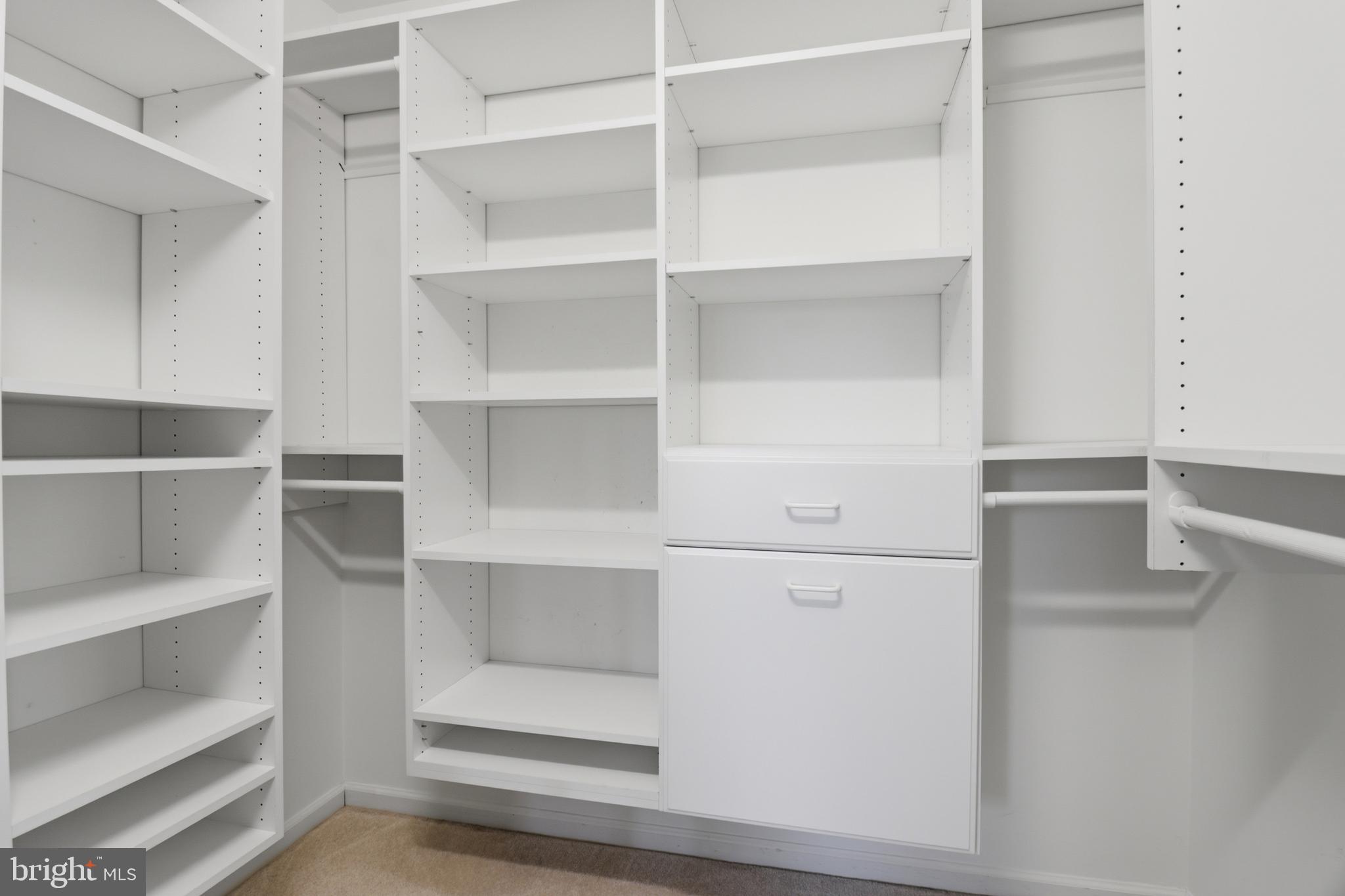 HUNTERS RIDGE - Residential