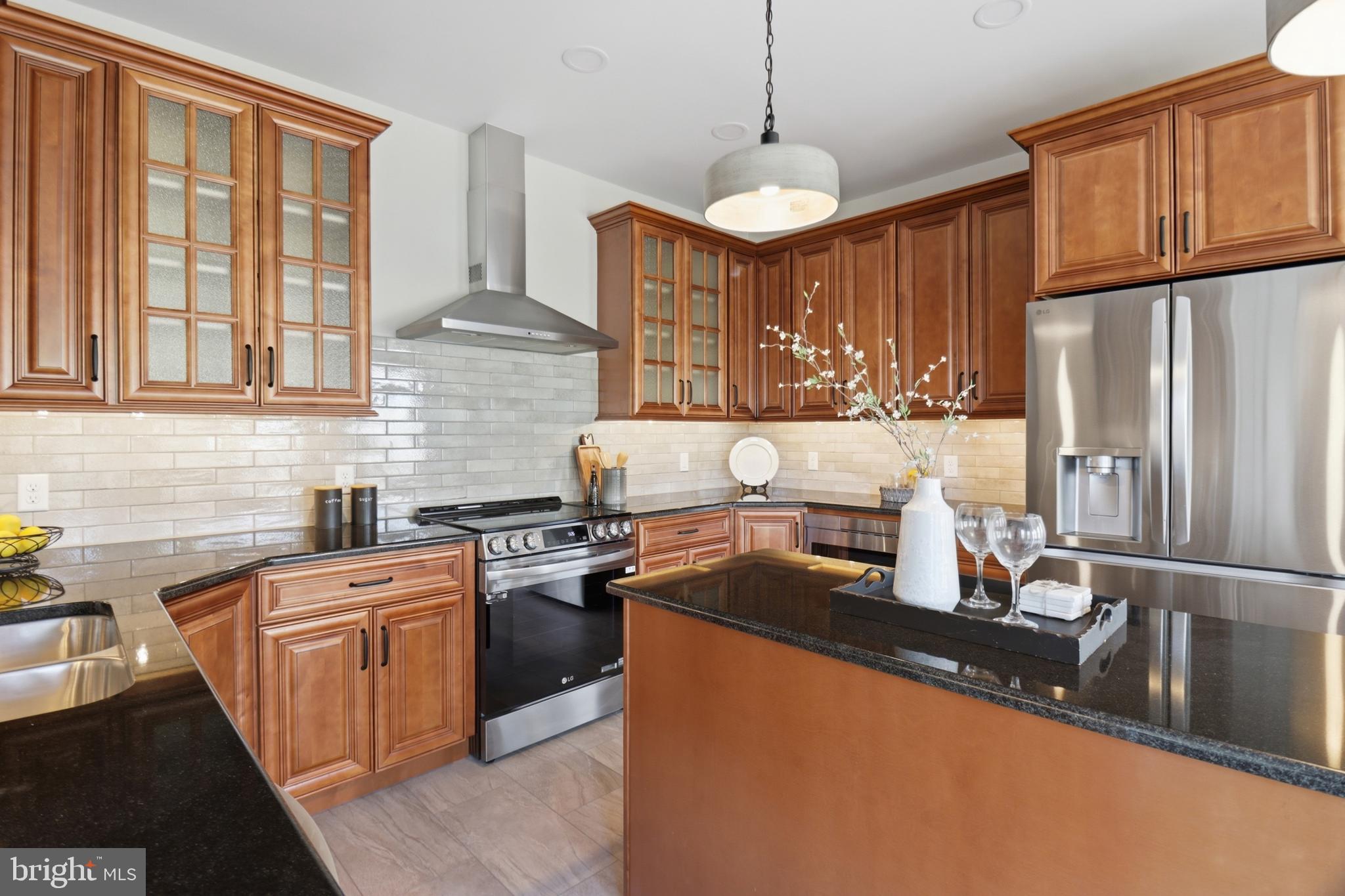 HUNTERS RIDGE - Residential