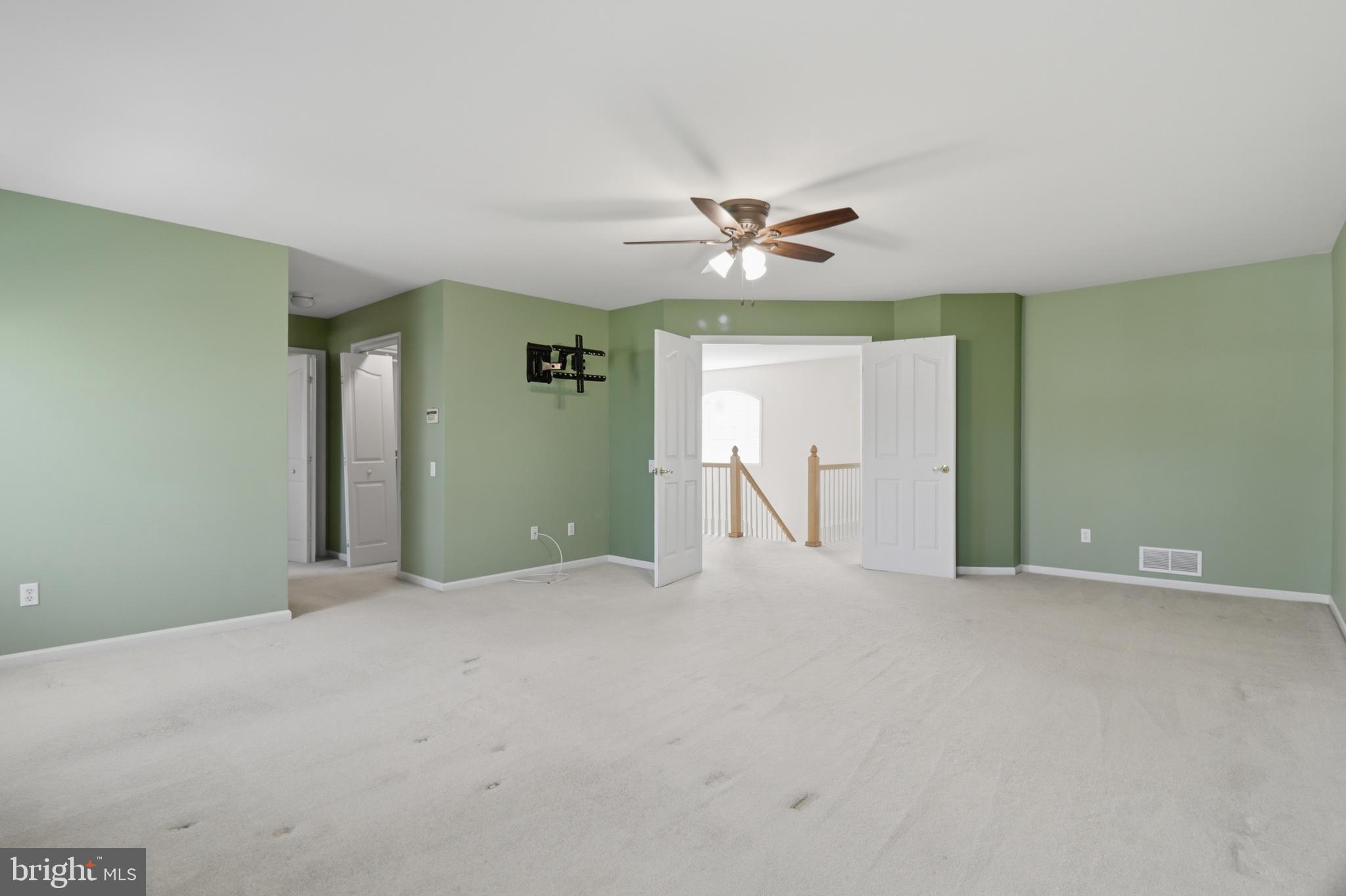 HUNTERS RIDGE - Residential