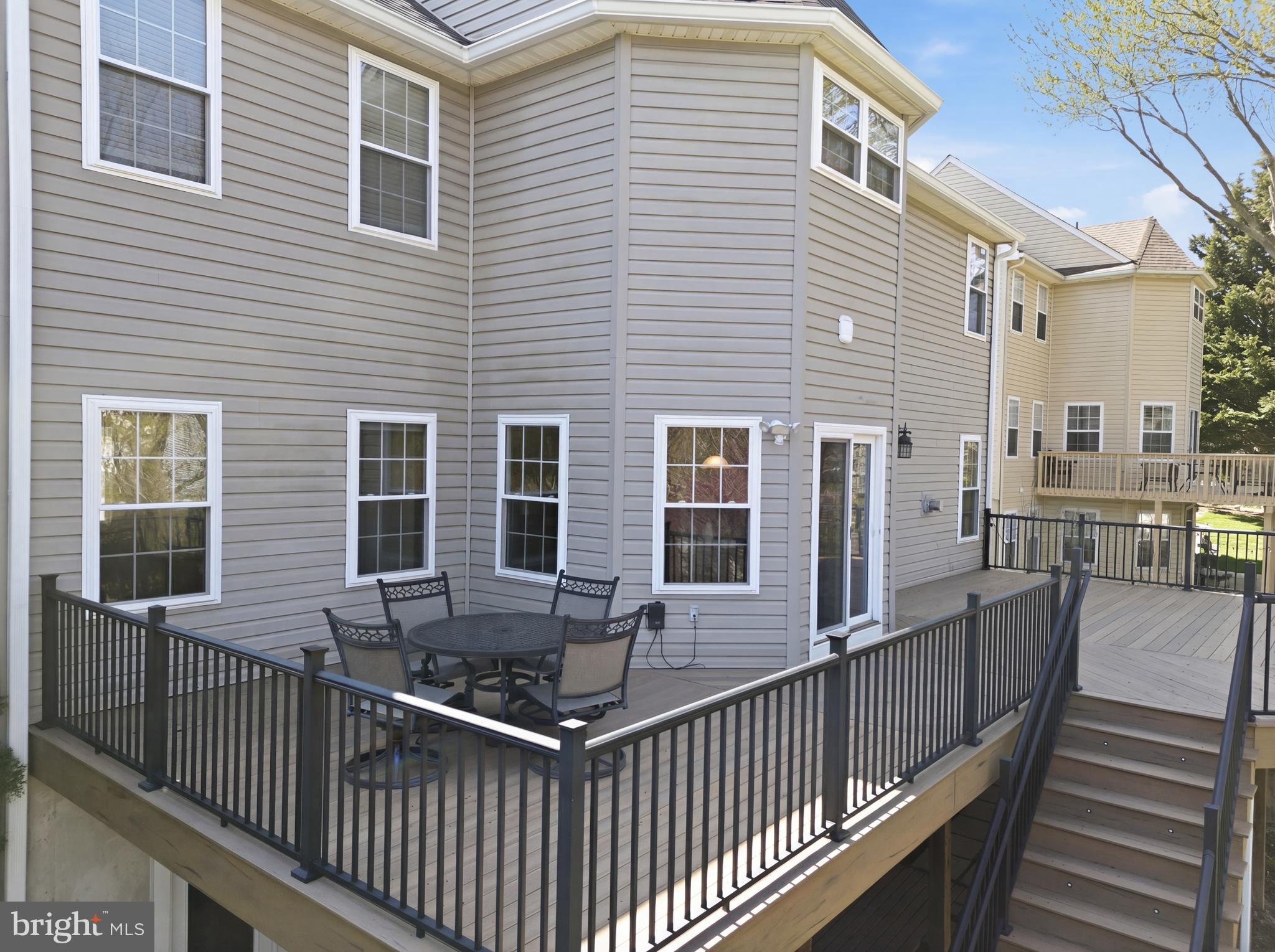 HUNTERS RIDGE - Residential