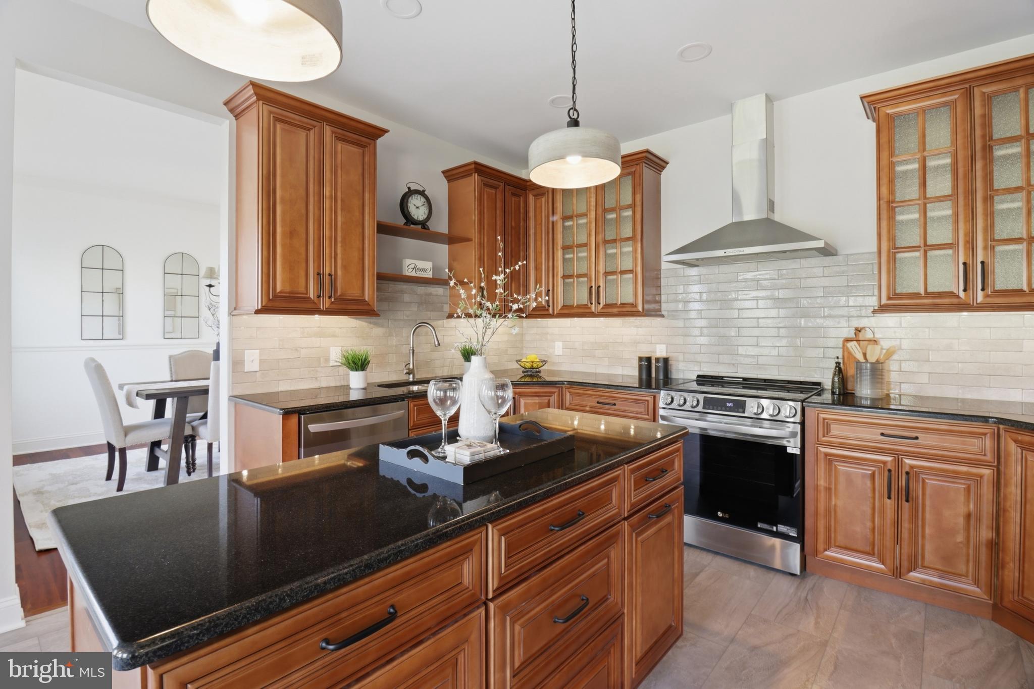 HUNTERS RIDGE - Residential