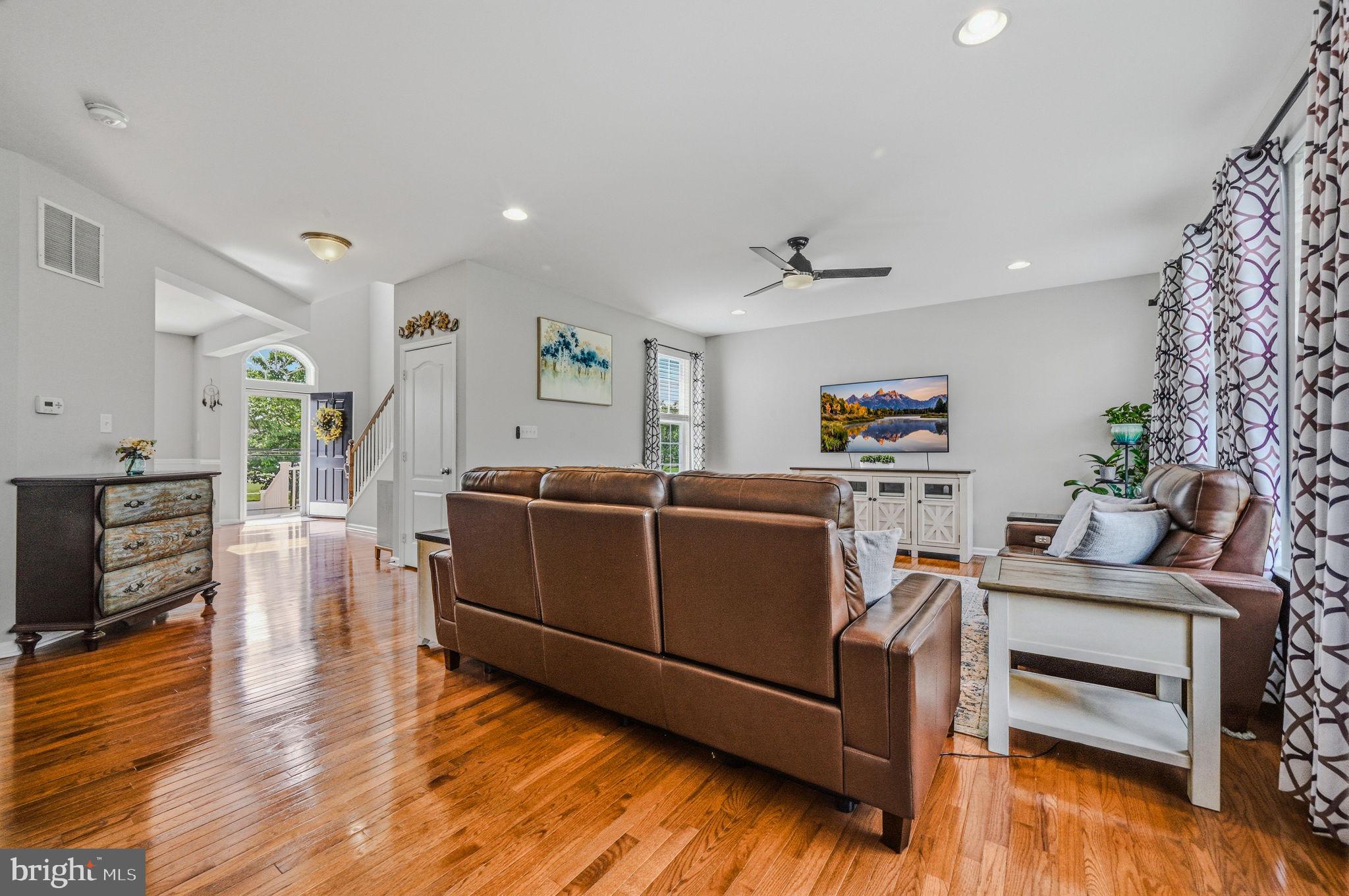 VILLAGE OF BAYBERRY - Residential