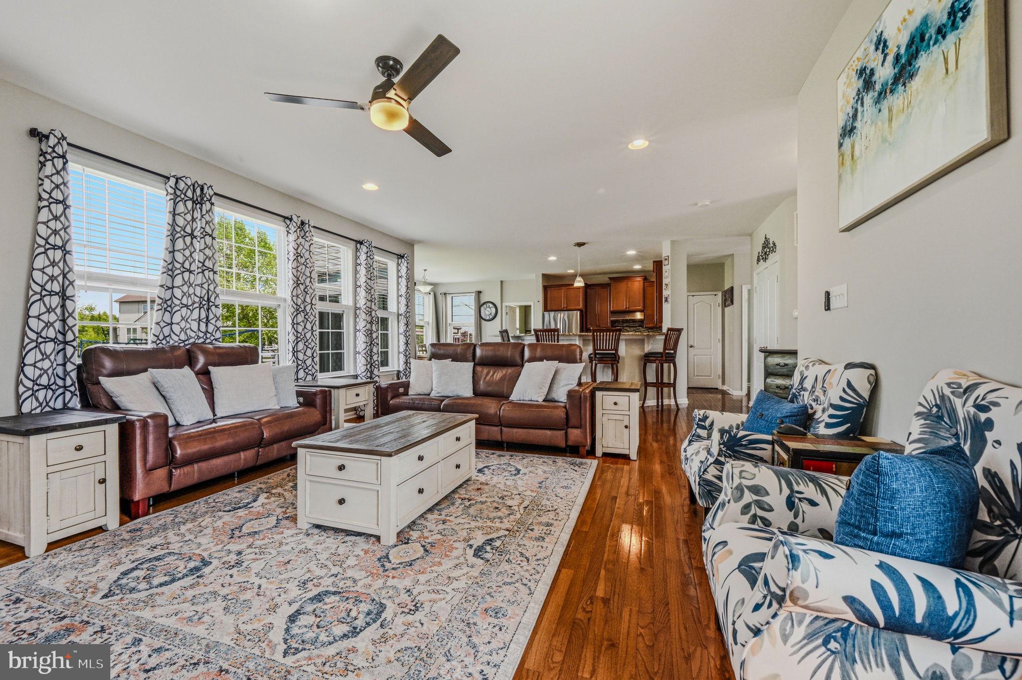 VILLAGE OF BAYBERRY - Residential