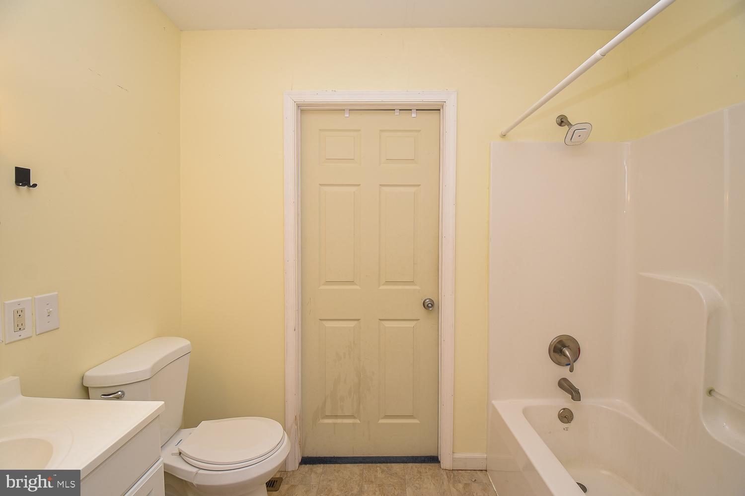 COMMUNITY KNOLLS - Residential