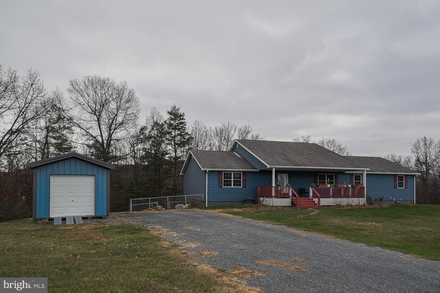 COMMUNITY KNOLLS - Residential