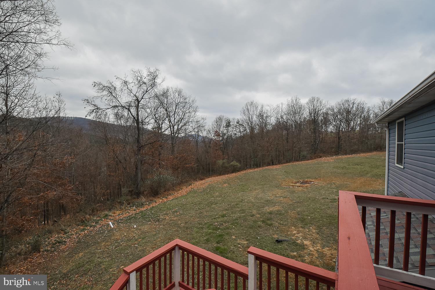 COMMUNITY KNOLLS - Residential