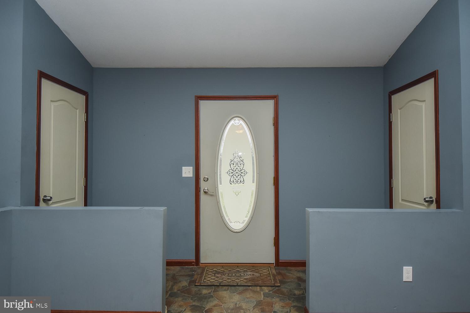 COMMUNITY KNOLLS - Residential