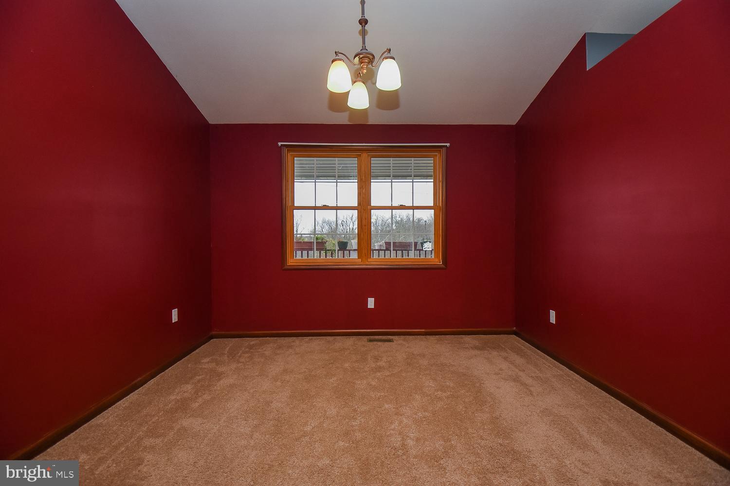 COMMUNITY KNOLLS - Residential