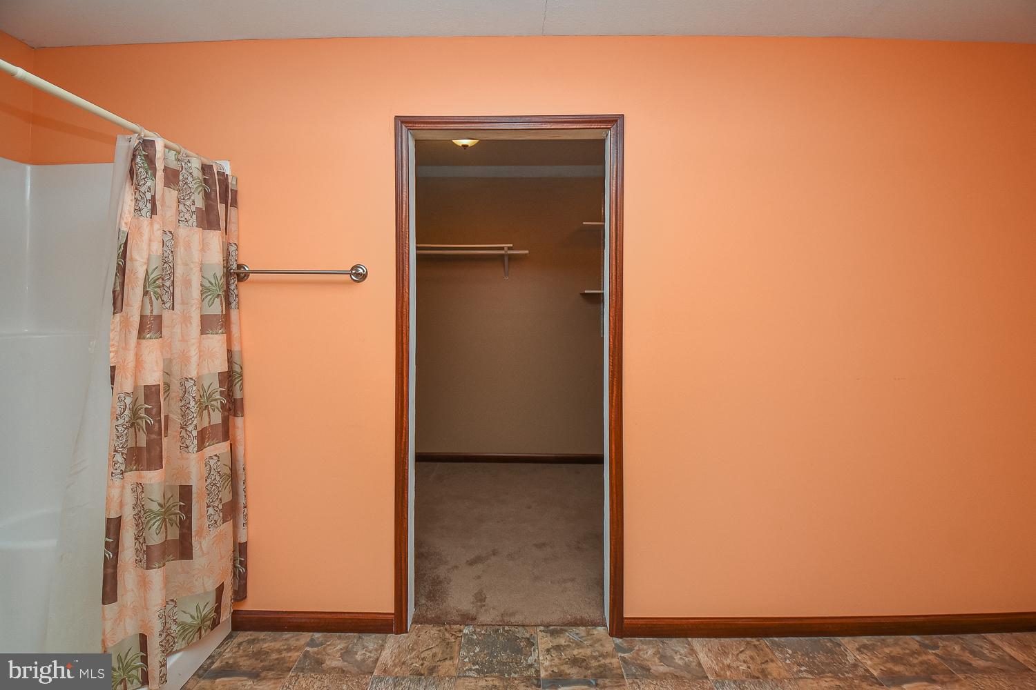 COMMUNITY KNOLLS - Residential