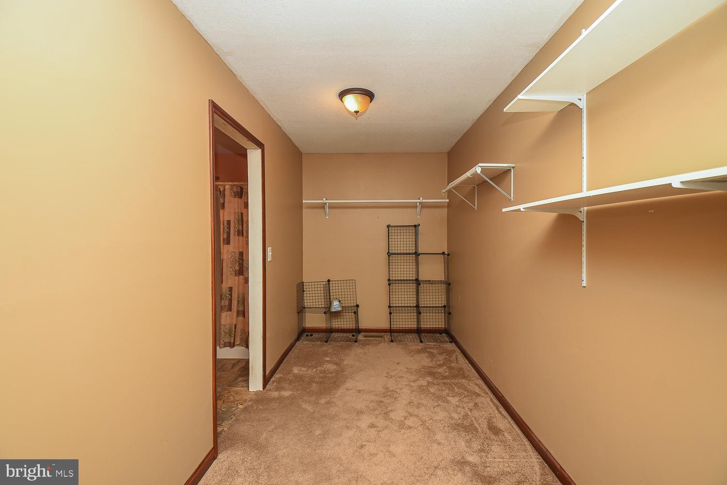 COMMUNITY KNOLLS - Residential