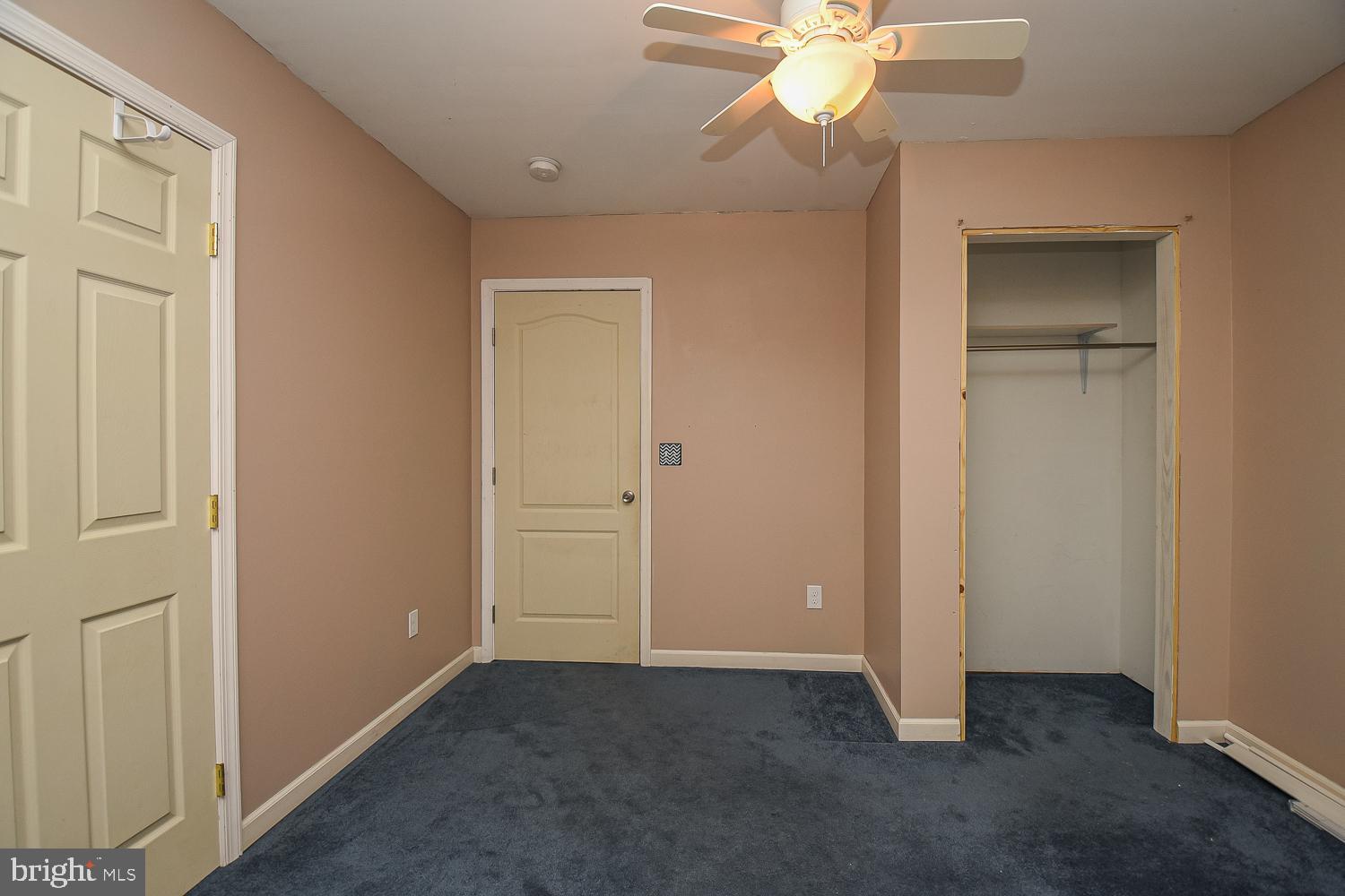 COMMUNITY KNOLLS - Residential