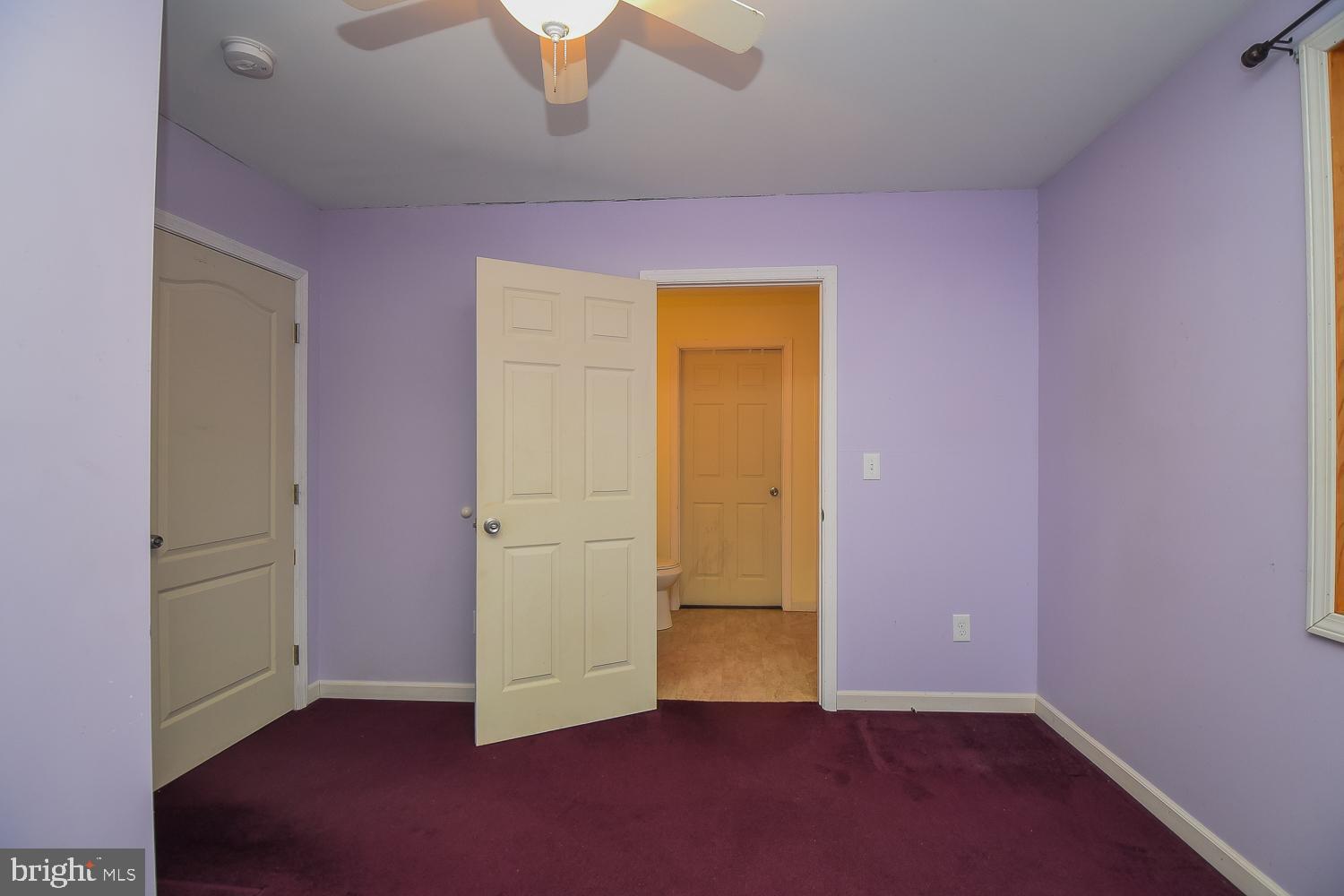 COMMUNITY KNOLLS - Residential