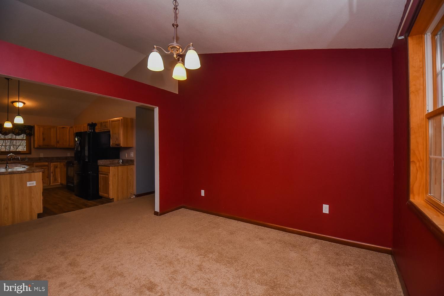 COMMUNITY KNOLLS - Residential