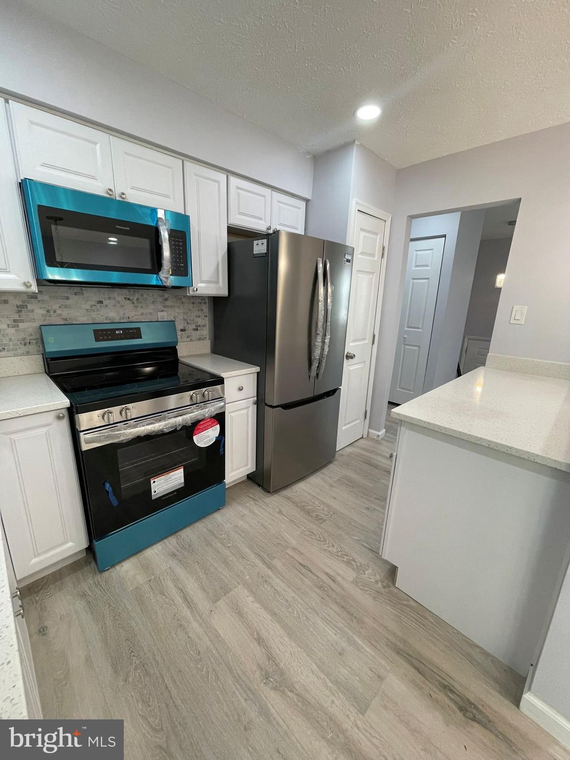 CLINTON WOODS - Residential