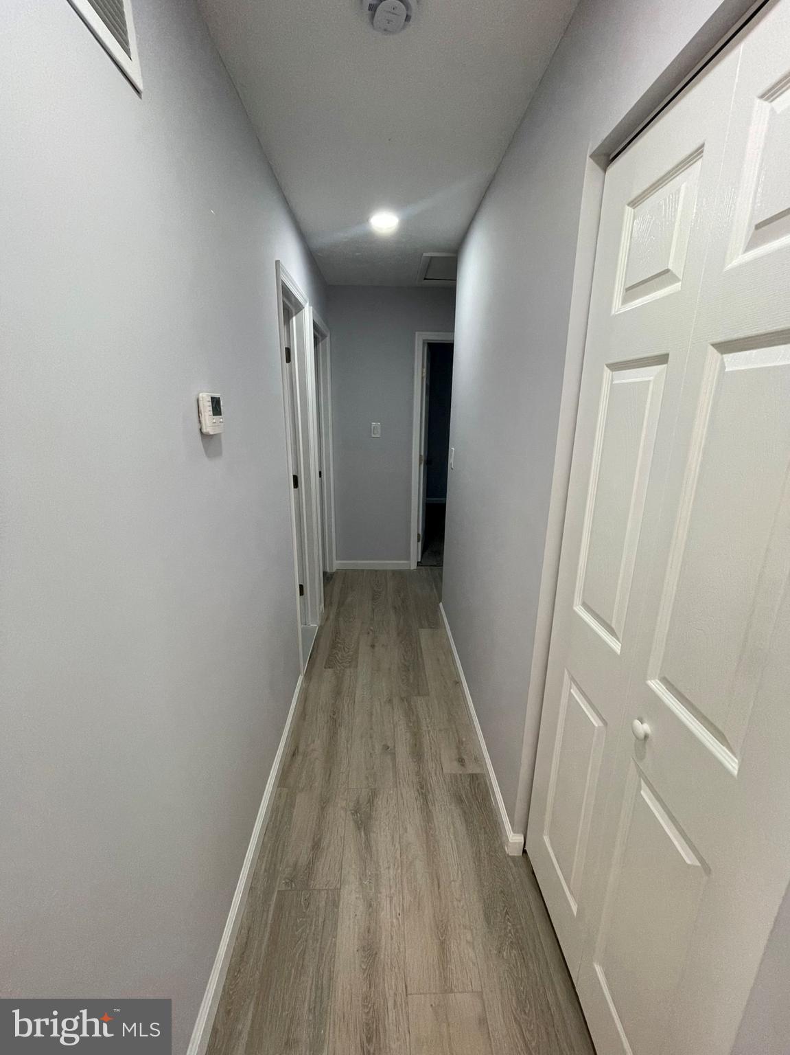 CLINTON WOODS - Residential