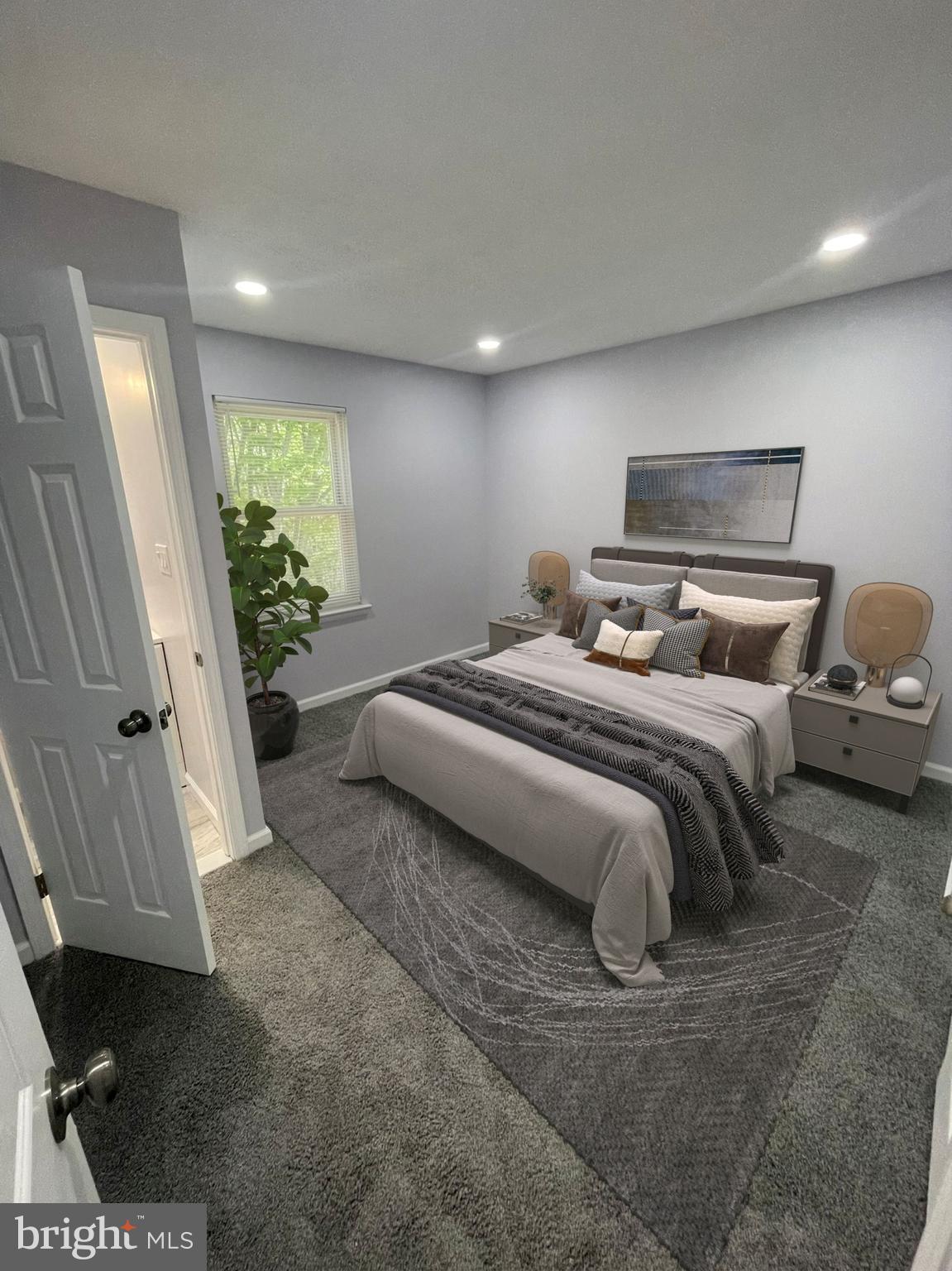 CLINTON WOODS - Residential