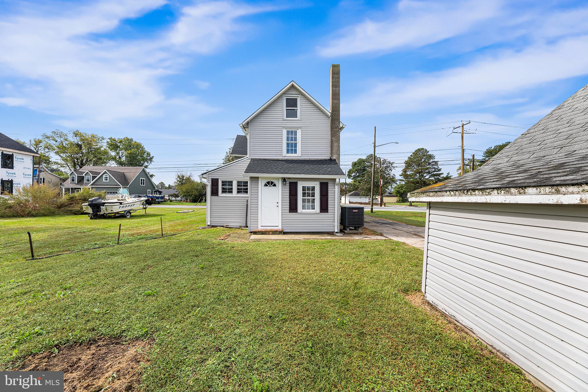 315 RACE STREET