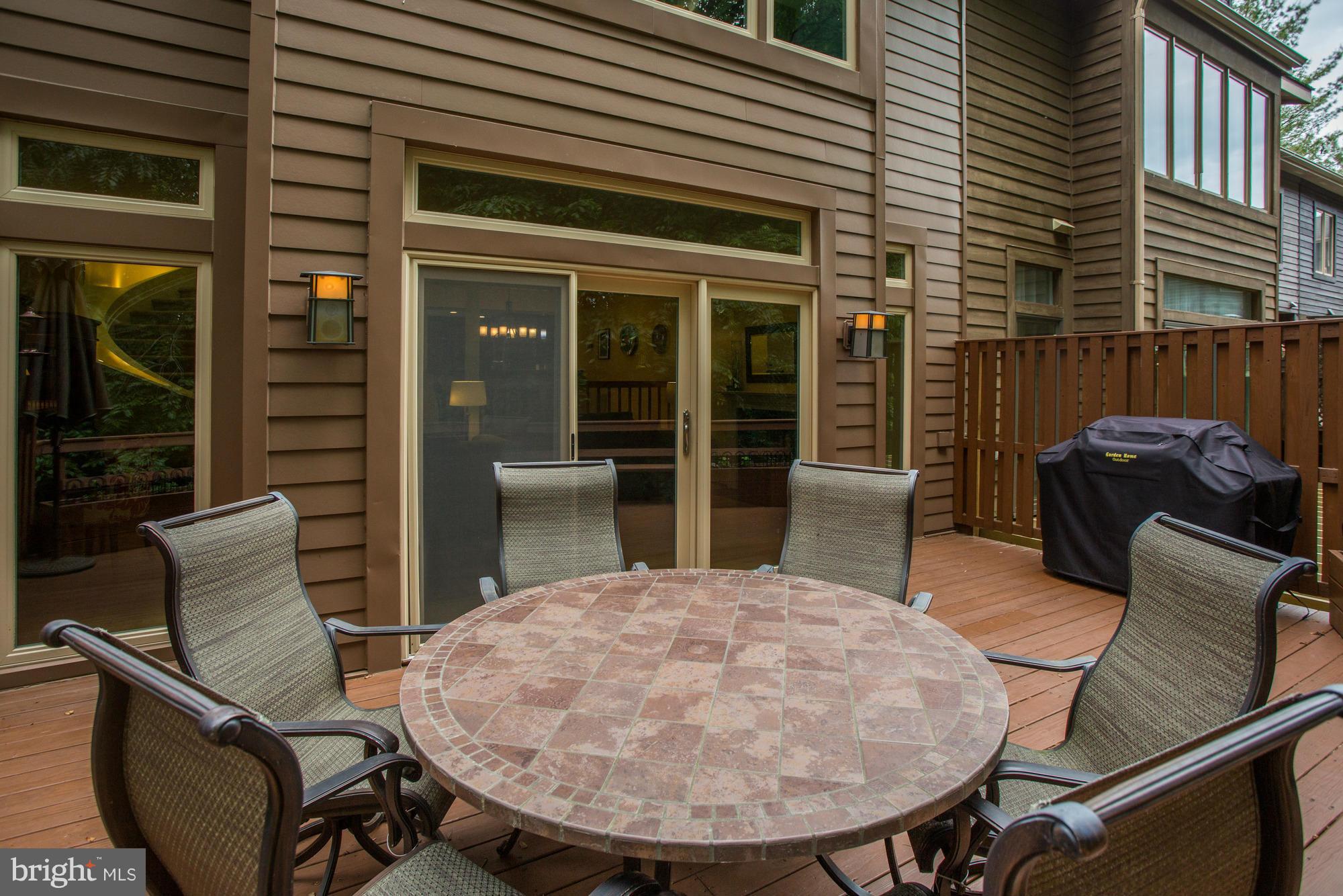 FAWSETT FARMS MANOR - Residential