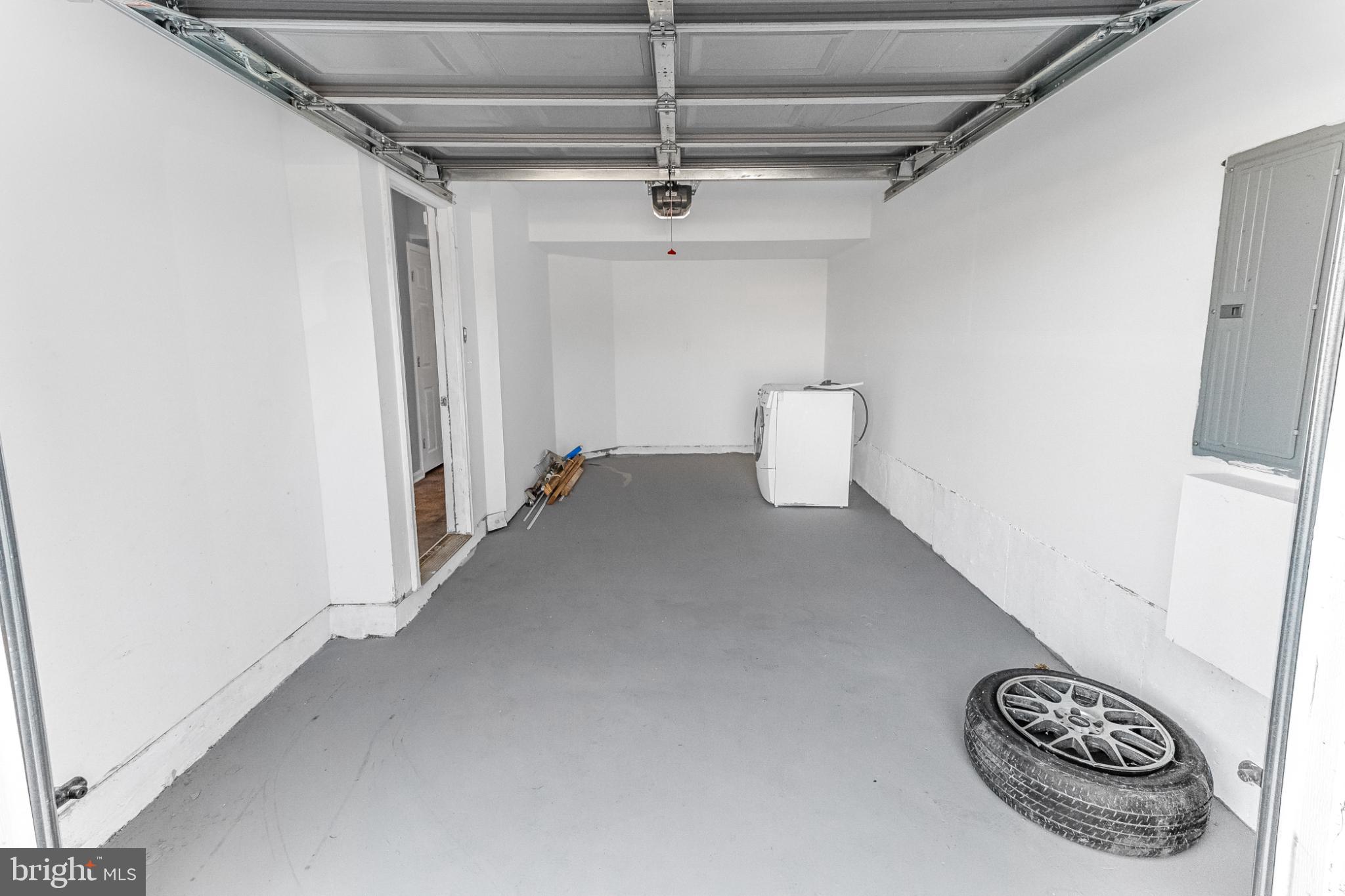 MANOR PARK - Residential