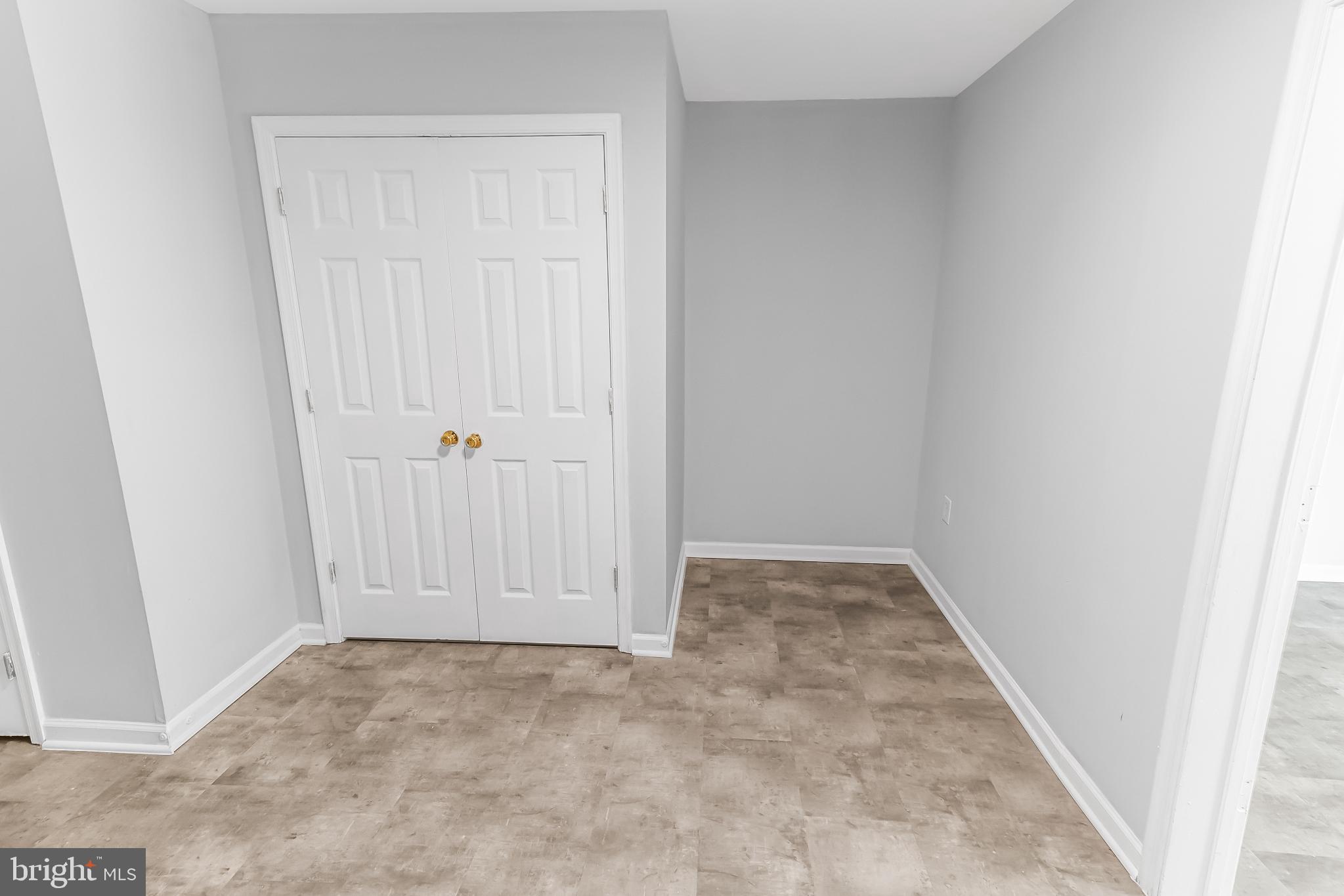 MANOR PARK - Residential