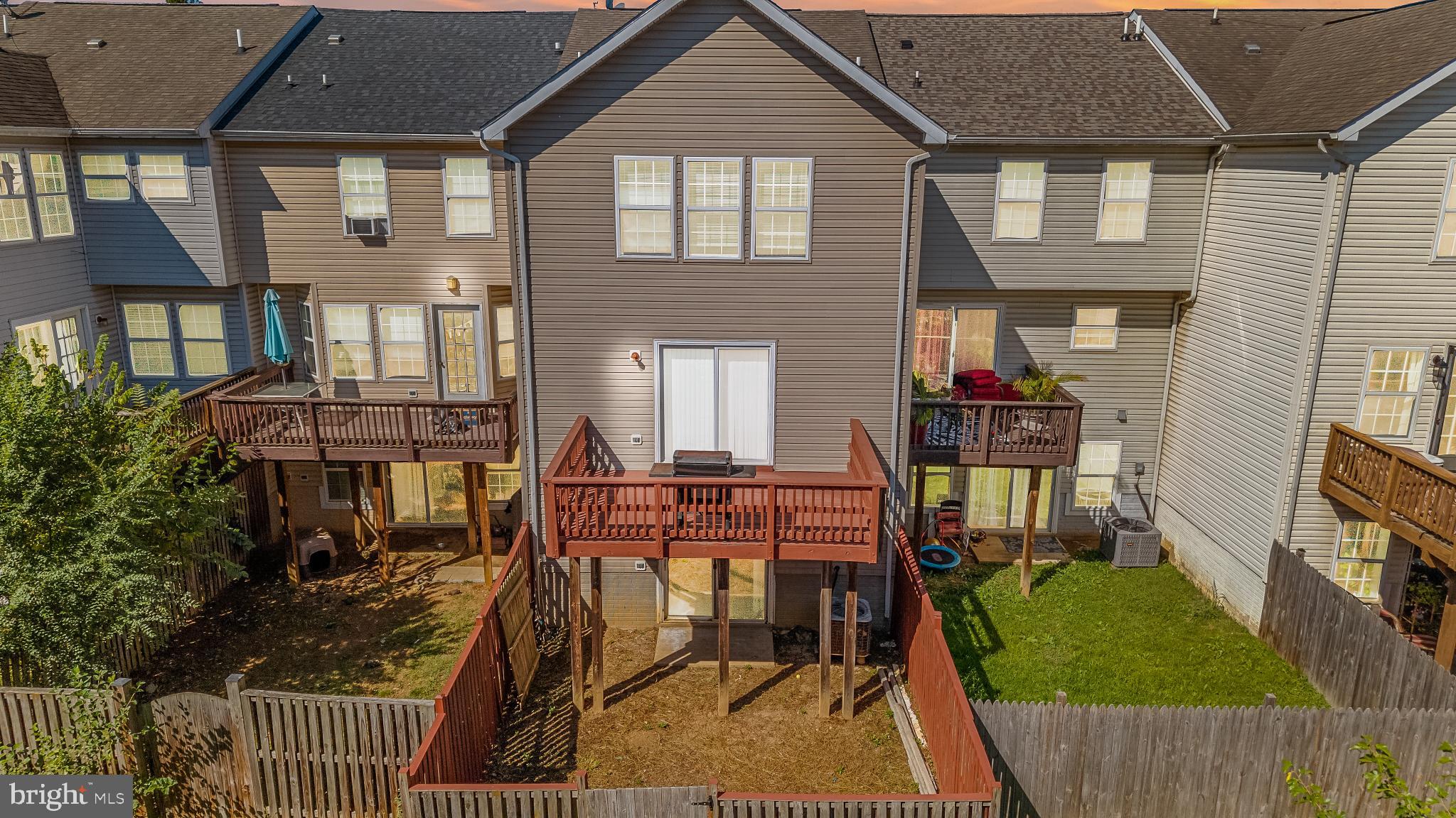 MANOR PARK - Residential