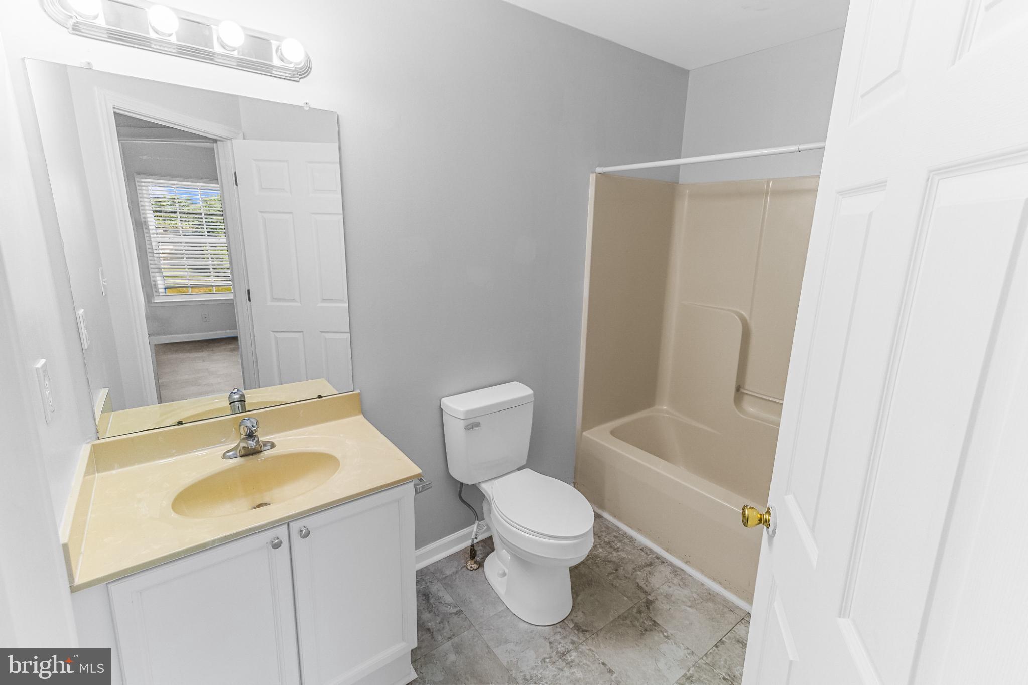 MANOR PARK - Residential