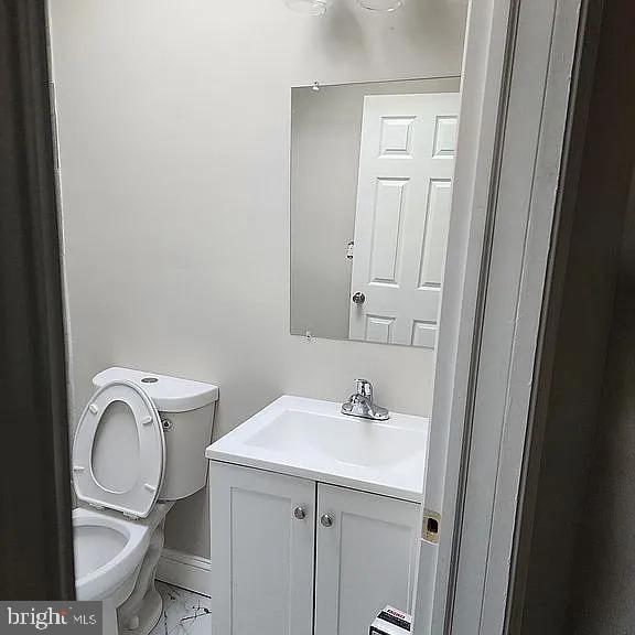 BROADWAY EAST - Residential