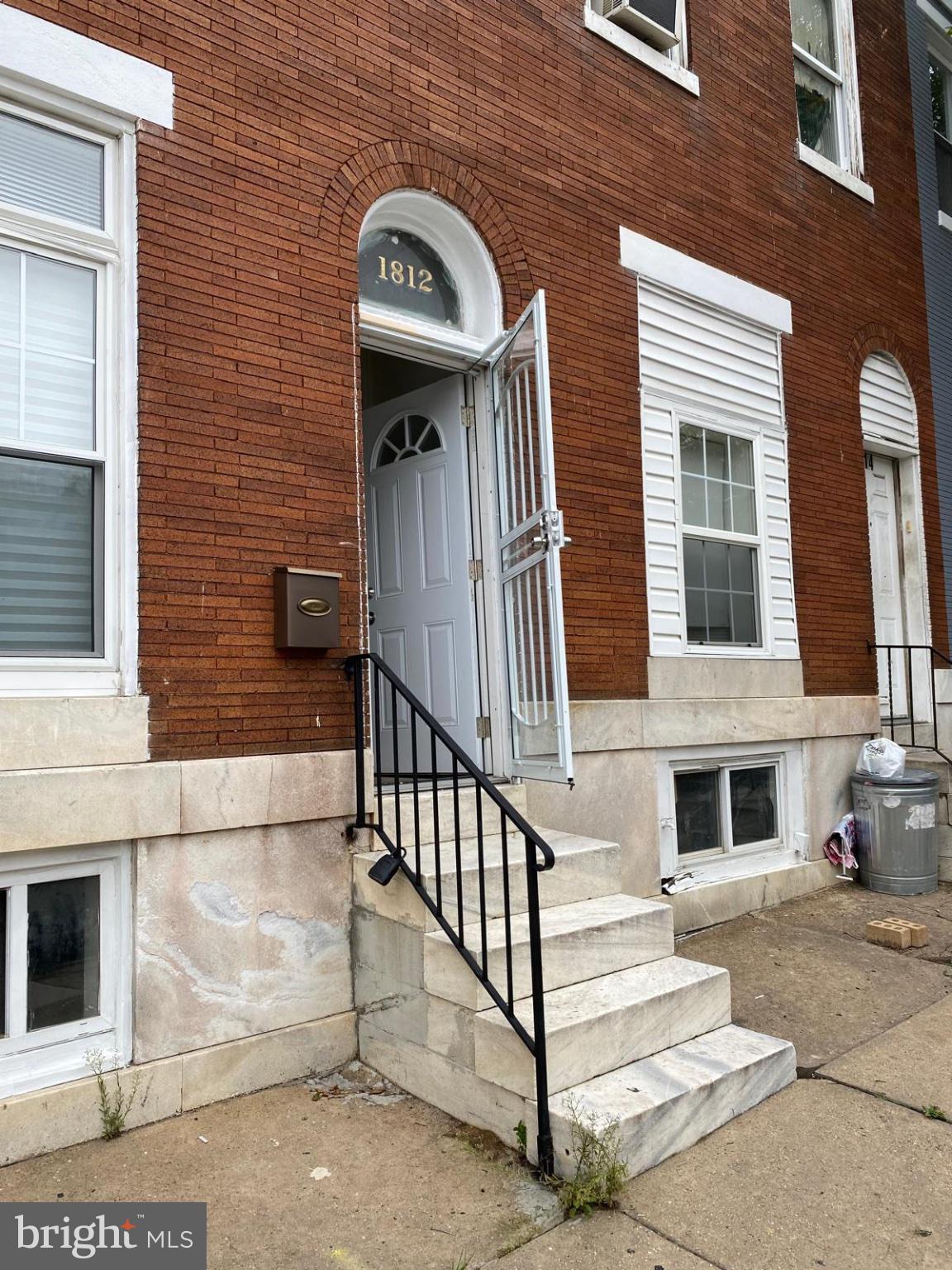 BROADWAY EAST - Residential