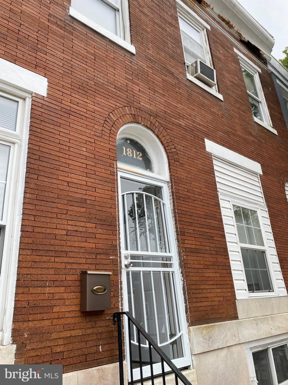 BROADWAY EAST - Residential