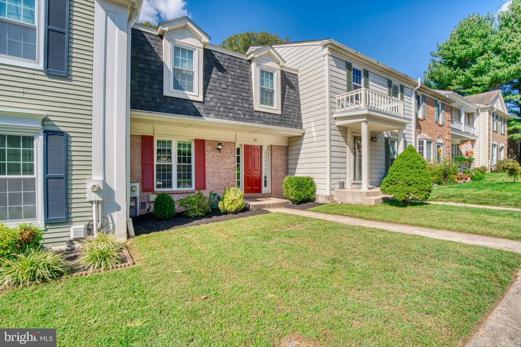Photo of 28 Abbey Bridge Court, LUTHERVILLE TIMONIUM, MD 21093 (MLS # MDBC2141562)