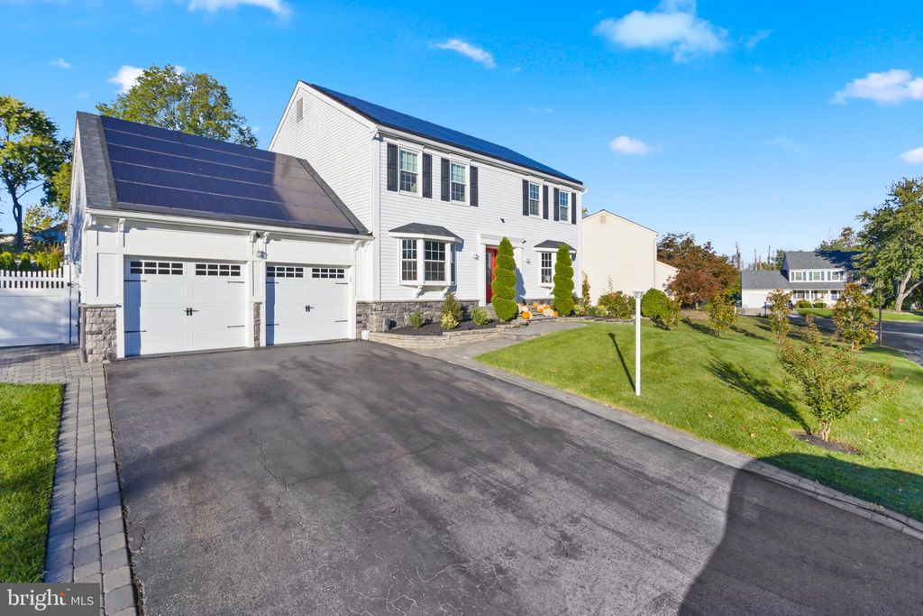 Photo of 404 Aspen Court, MEDFORD, NJ 08055 (MLS # NJBL2097040)