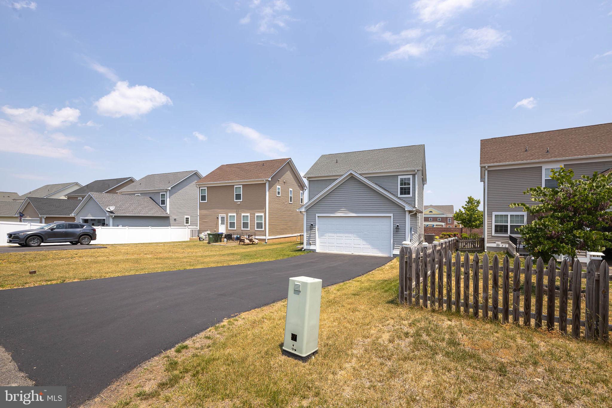 LADYSMITH VILLAGE - Residential