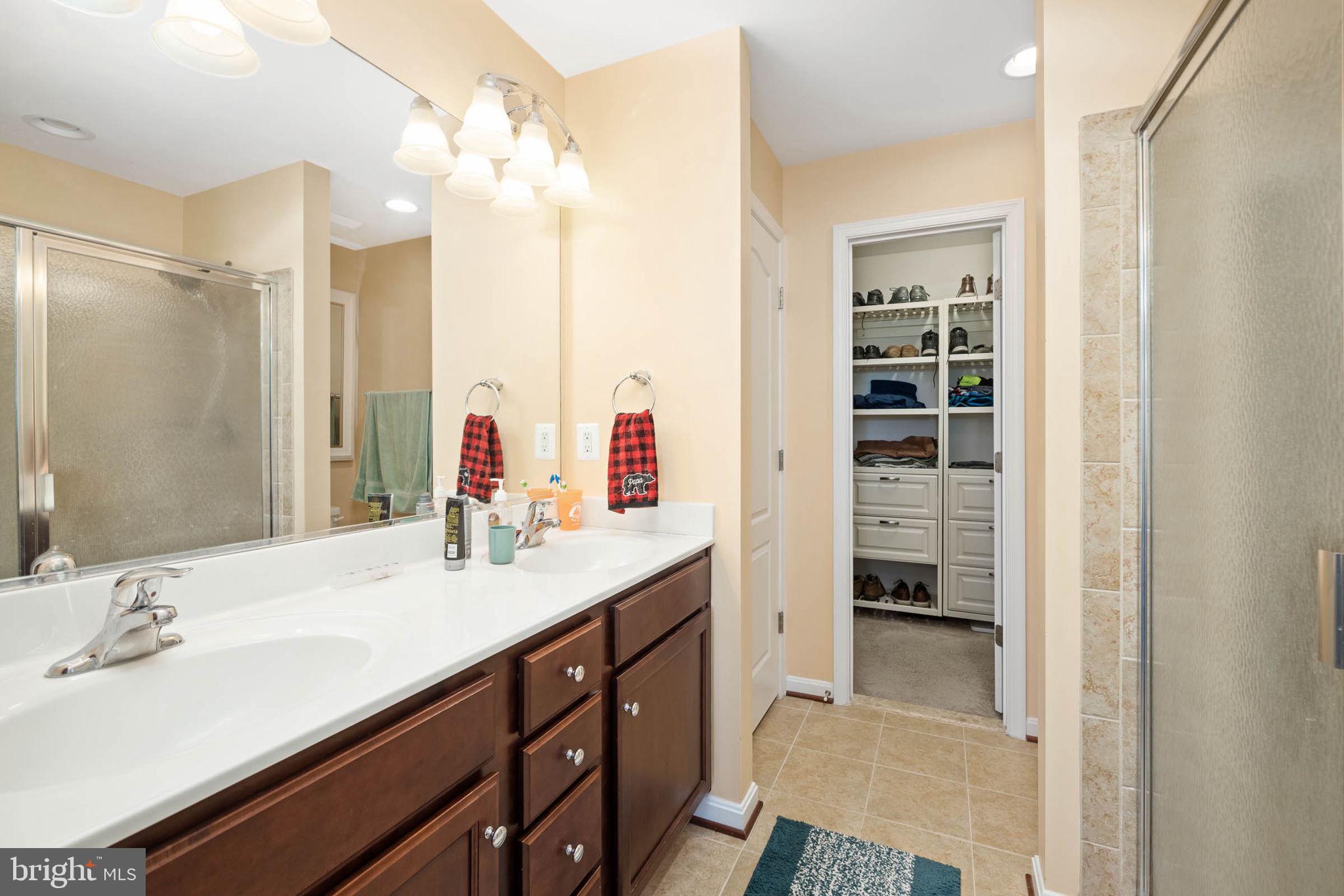 LADYSMITH VILLAGE - Residential