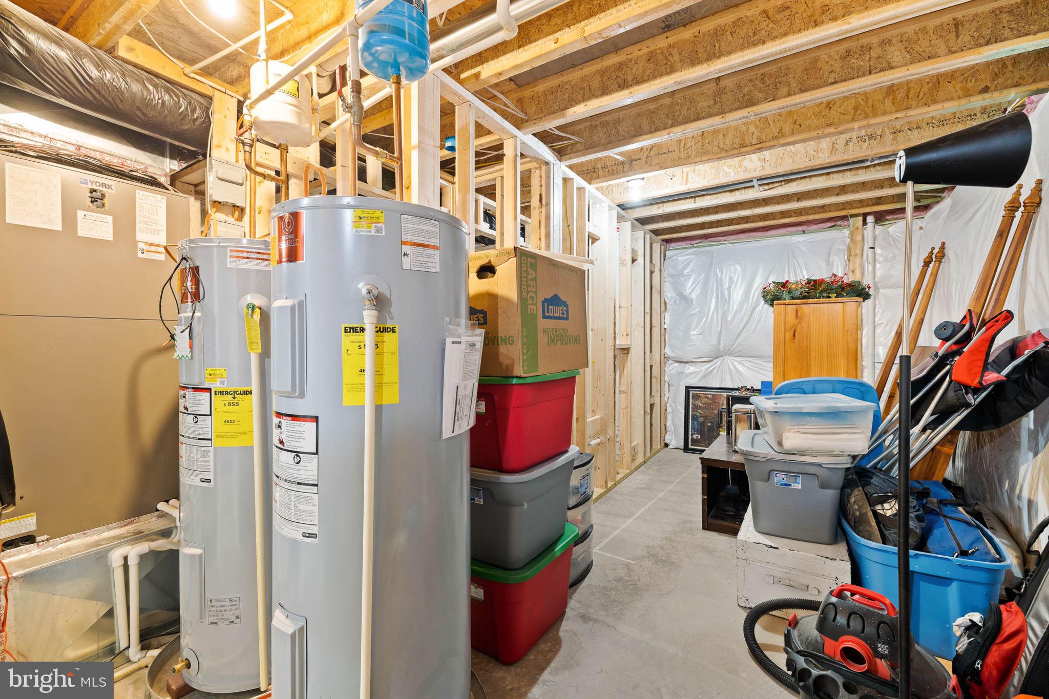 LADYSMITH VILLAGE - Residential