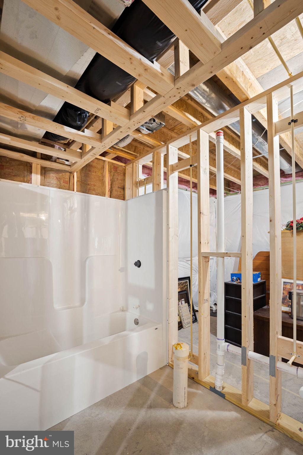 LADYSMITH VILLAGE - Residential