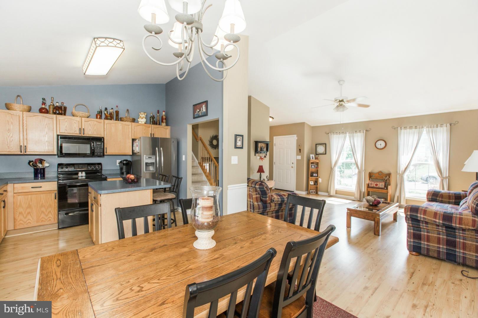 LAUREL RIDGE - Residential