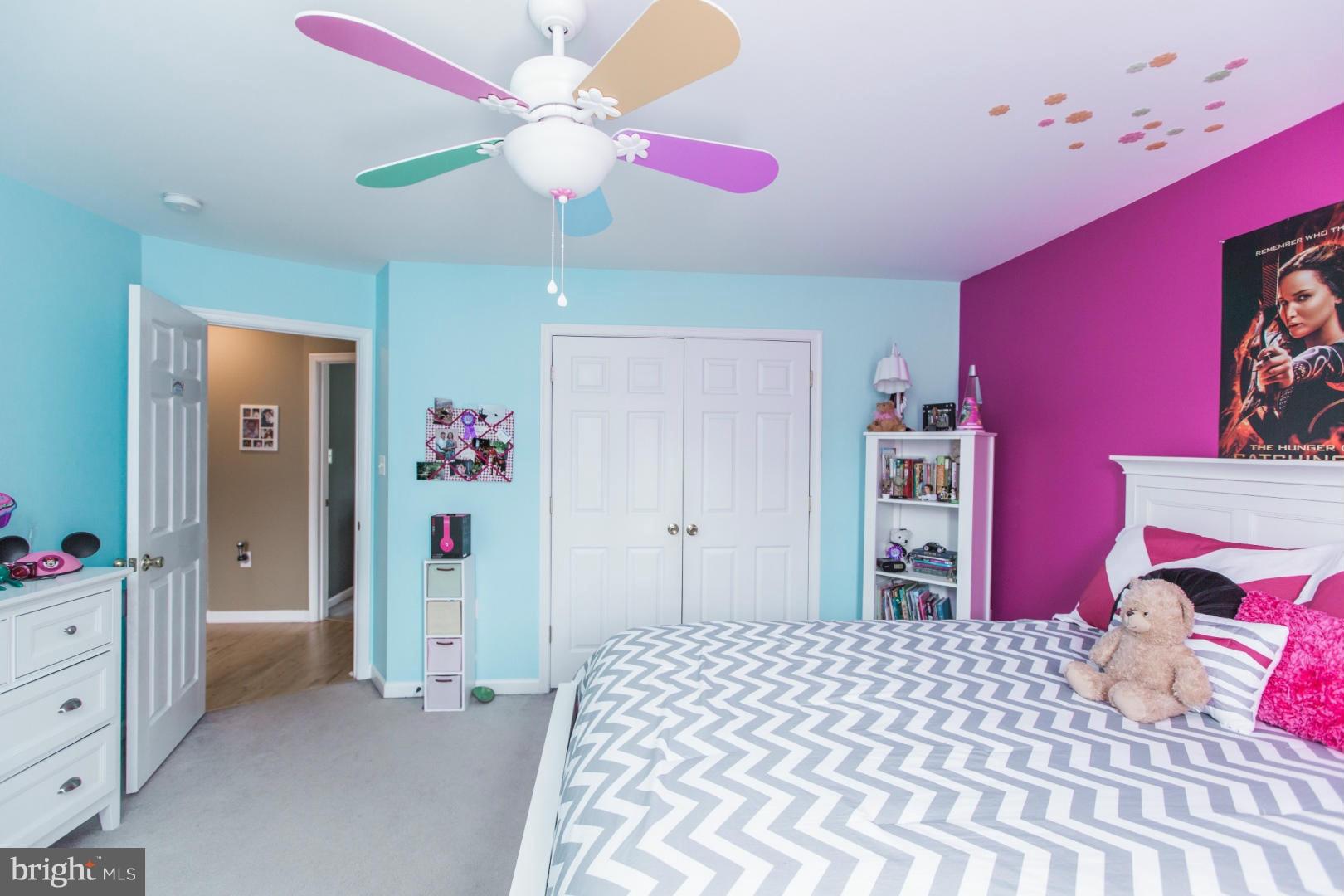 LAUREL RIDGE - Residential