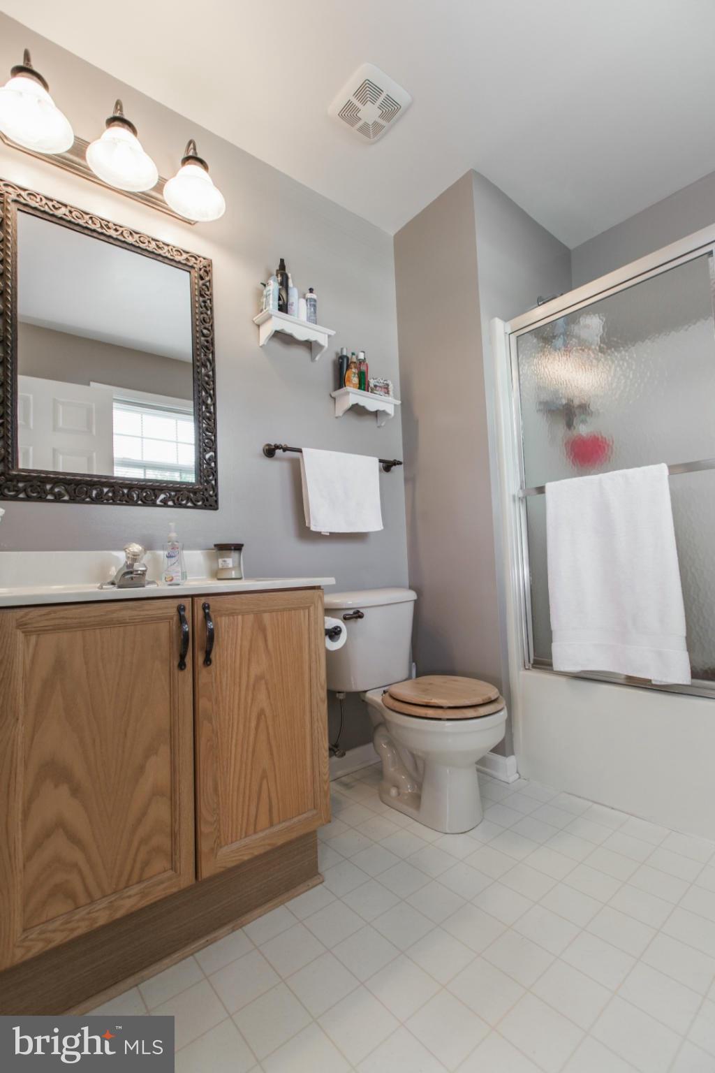 LAUREL RIDGE - Residential