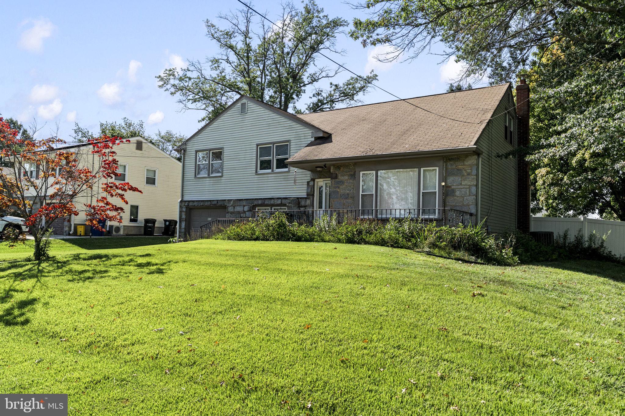 440 WILLOW DRIVE