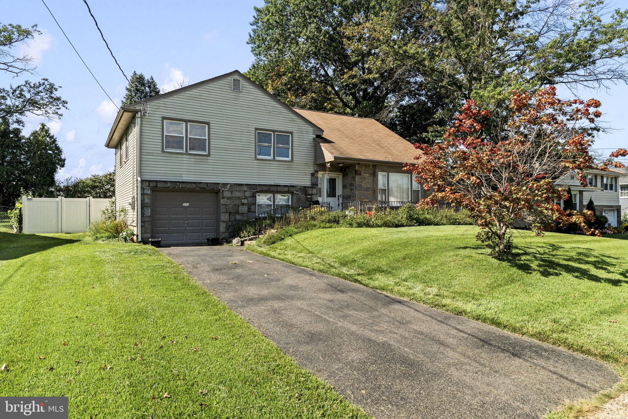 440 WILLOW DRIVE