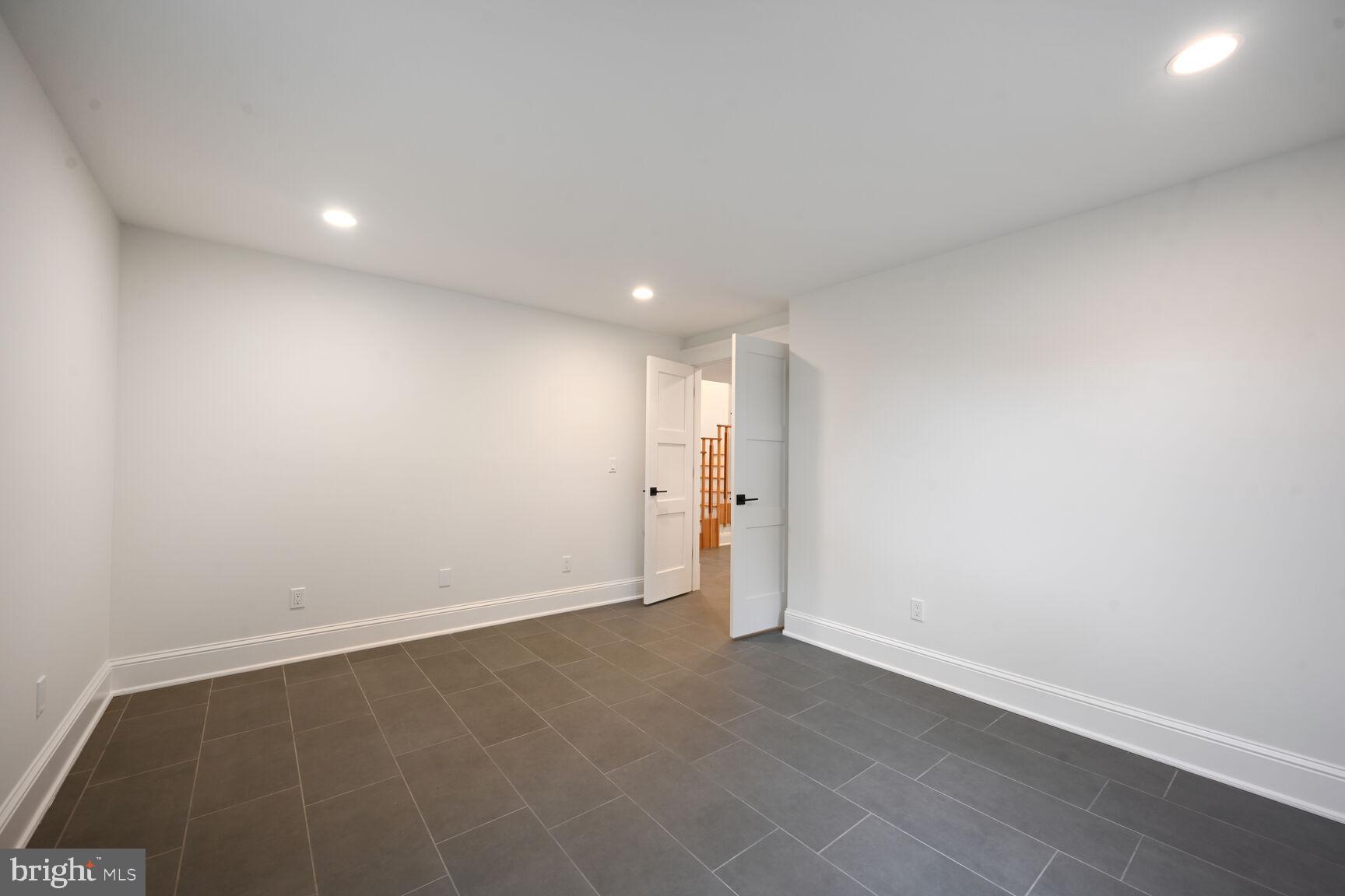 GEORGE WASHINGTON PARK - Residential