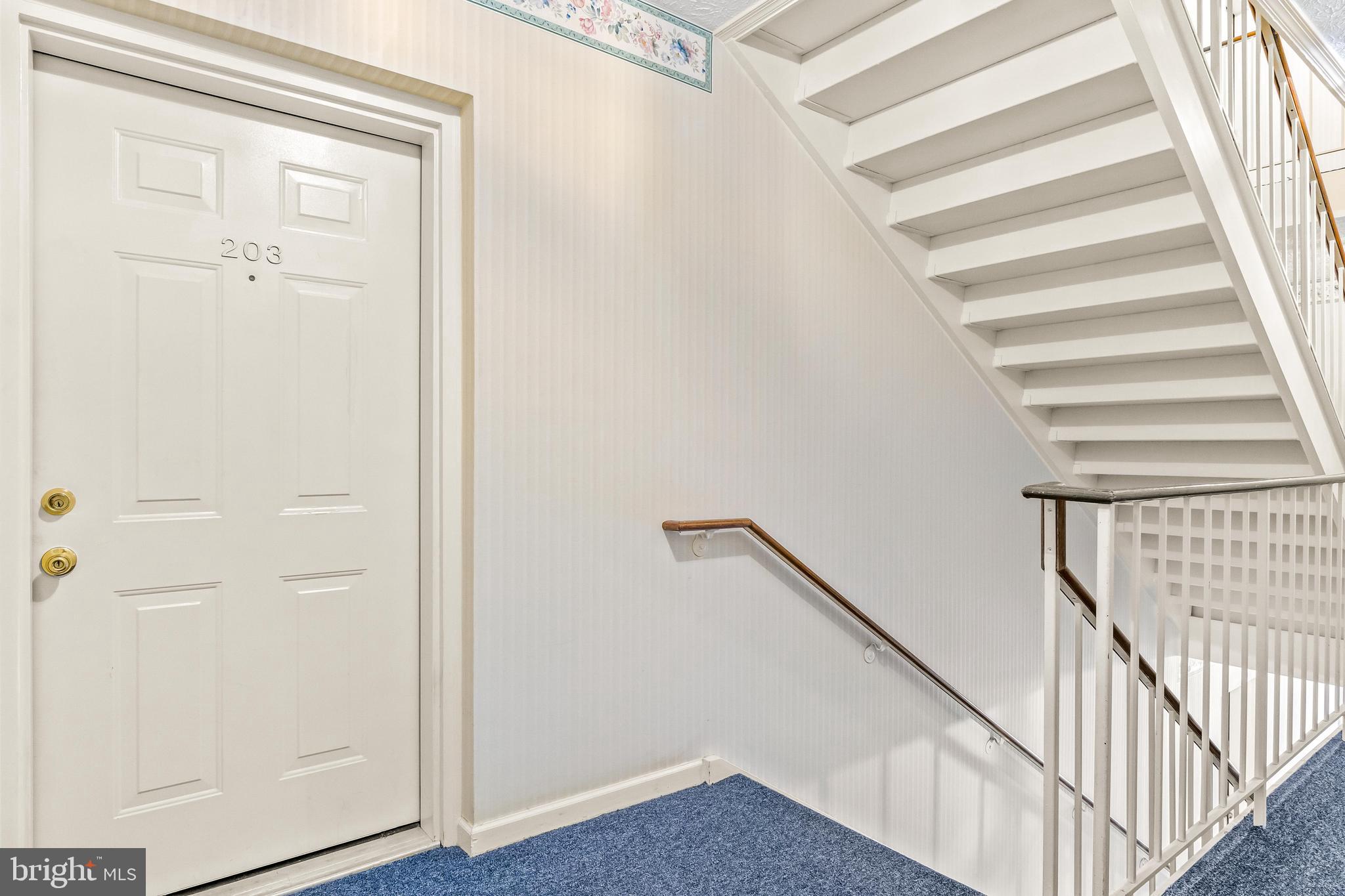 RIVERSIDE PARK - Residential